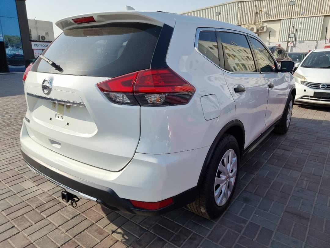 2017 NISSAN ROGUE — 112018 Miles — Lot 125487 — Ind. 12 - Marhaba Auctions Used Cars - Image 4