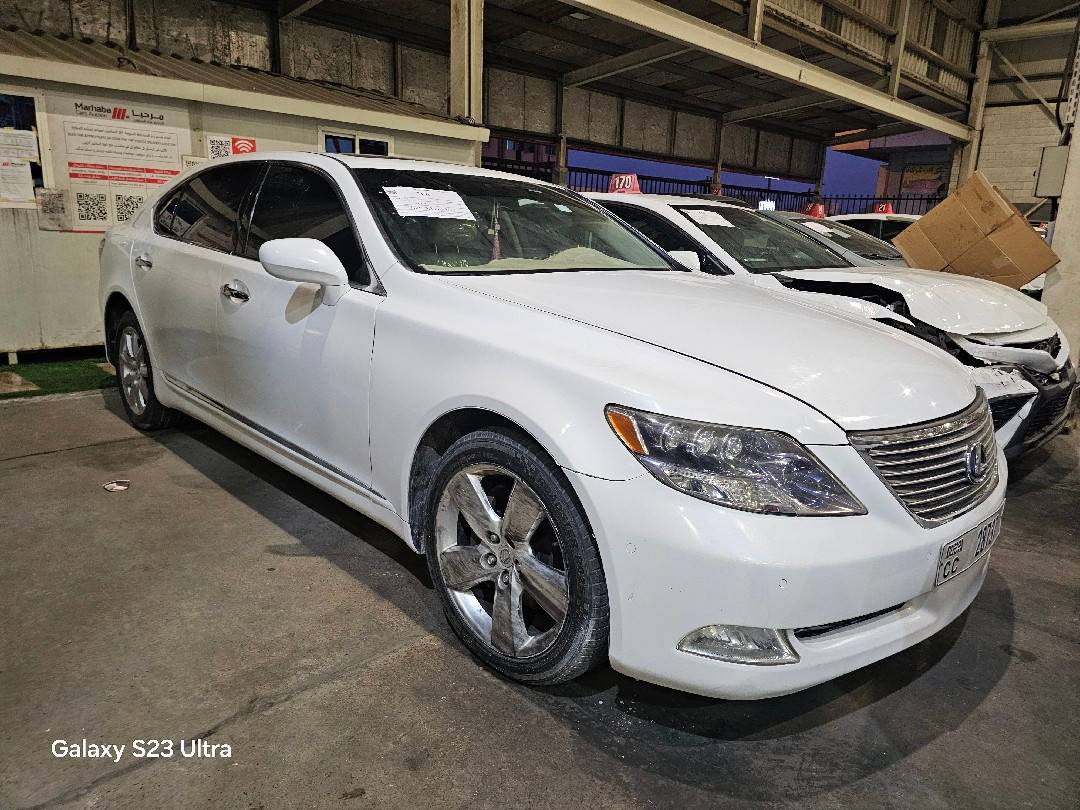 LEXUS LS 460