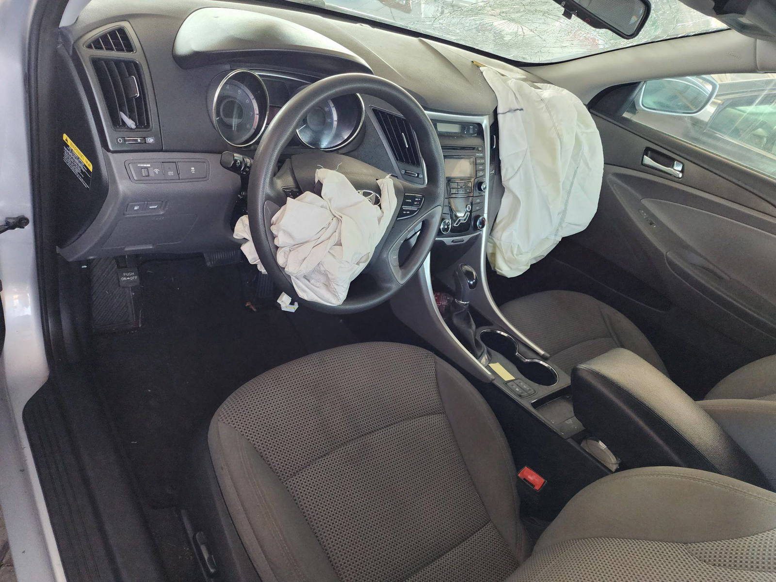 2013 HYUNDAI SONATA — 57734 Miles — Lot 36615937 - Marhaba Auctions Used Cars - Image 4
