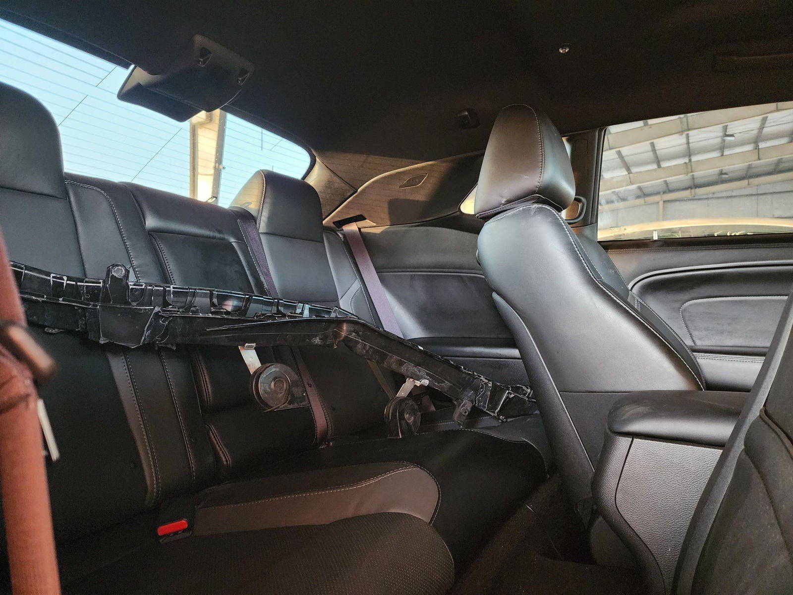 2023 DODGE CHALLENGER — 5204 Miles — Lot H626193 — Souq - Marhaba Auctions Used Cars - Image 6