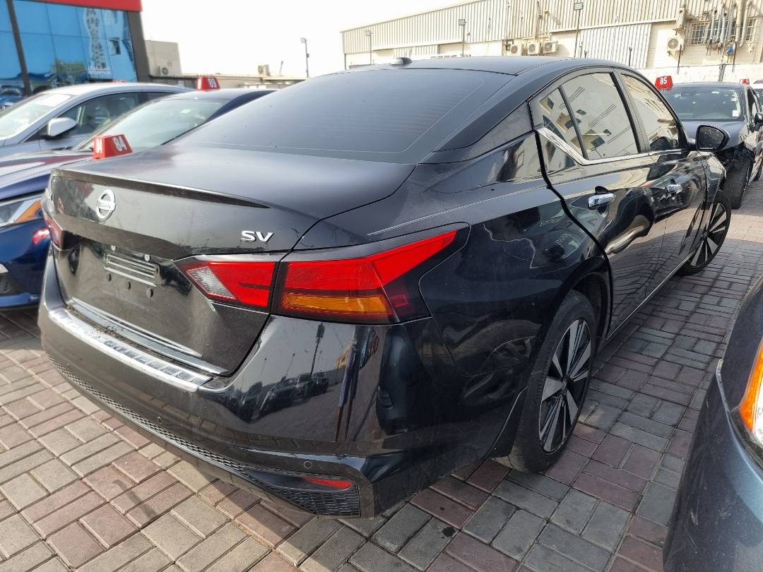 2021 NISSAN ALTIMA — 48719 Miles — Lot 215487 — Souq - Marhaba Auctions Used Cars - Image 3