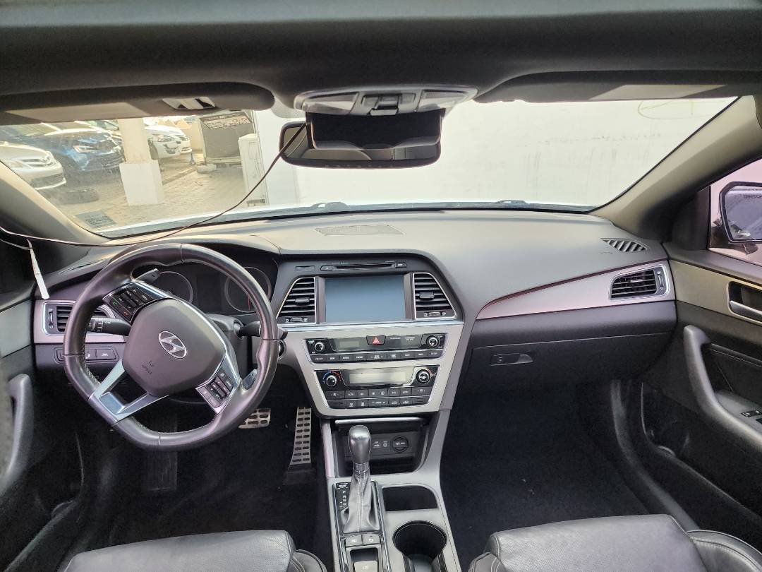 2015 HYUNDAI SONATA — 158043 KM — Lot 51348354 — Souq - Marhaba Auctions Used Cars - Image 9