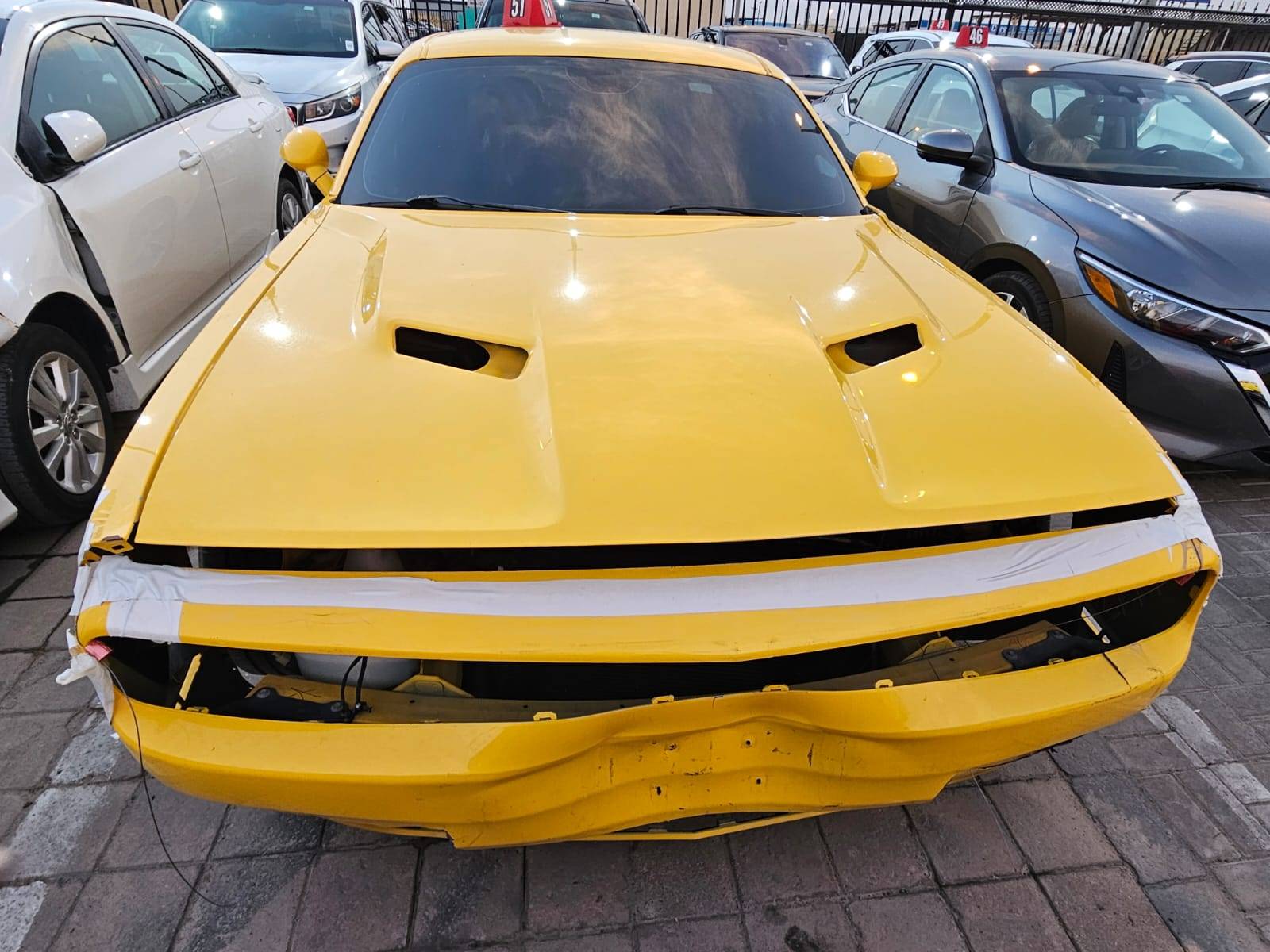 Dodge CHALLENGER 2017 view 2