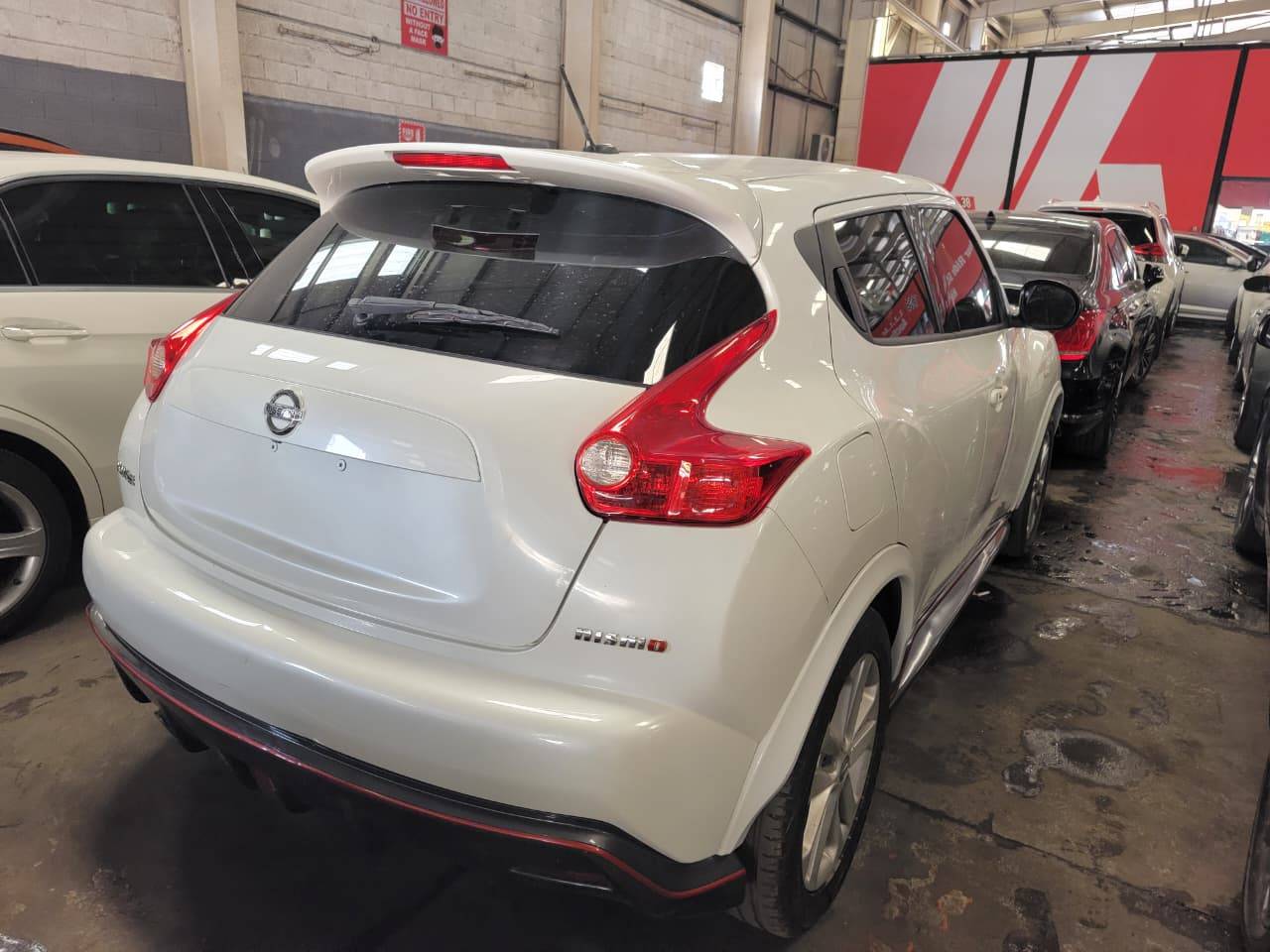 2014 NISSAN JUKE — 204949 KM — Lot ET365229 — Main - Marhaba Auctions Used Cars - Image 3