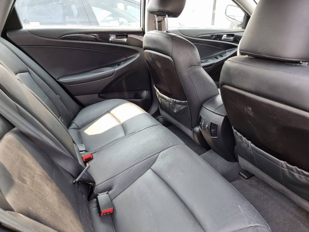 2011 HYUNDAI SONATA — 186559 Miles — Lot 32154 — Main - Marhaba Auctions Used Cars - Image 7