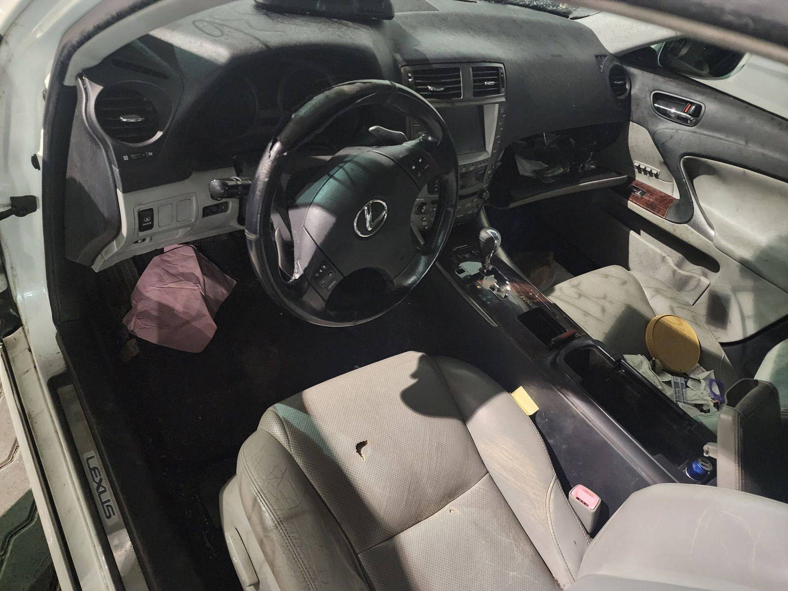 2006 LEXUS IS-350 — 251486 Miles — Lot 38032336 - Marhaba Auctions Used Cars - Image 9