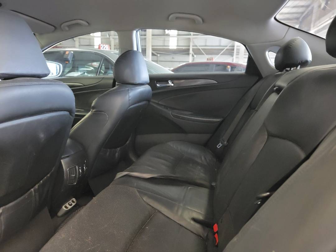 2012 HYUNDAI SONATA — 215403 KM — Lot 414329 — Main - Marhaba Auctions Used Cars - Image 7