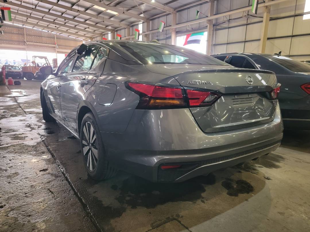 2020 NISSAN ALTIMA — 67677 Miles — Lot 37570162 — Main - Marhaba Auctions Used Cars - Image 3
