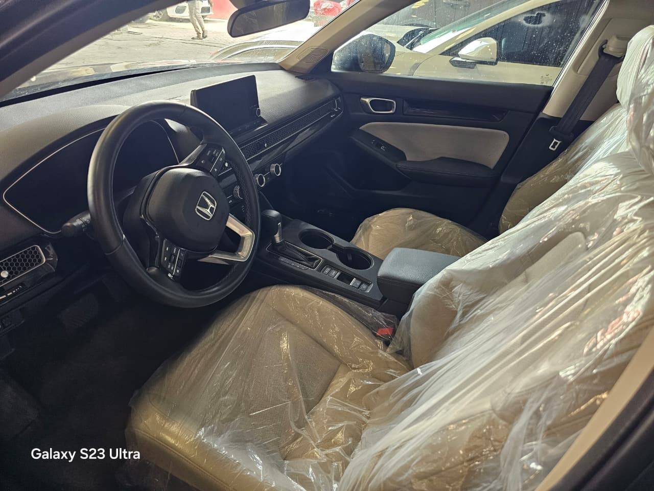 2024 HONDA CIVIC — 9006 KM — Lot RE011703 — Main - Marhaba Auctions Used Cars - Image 8