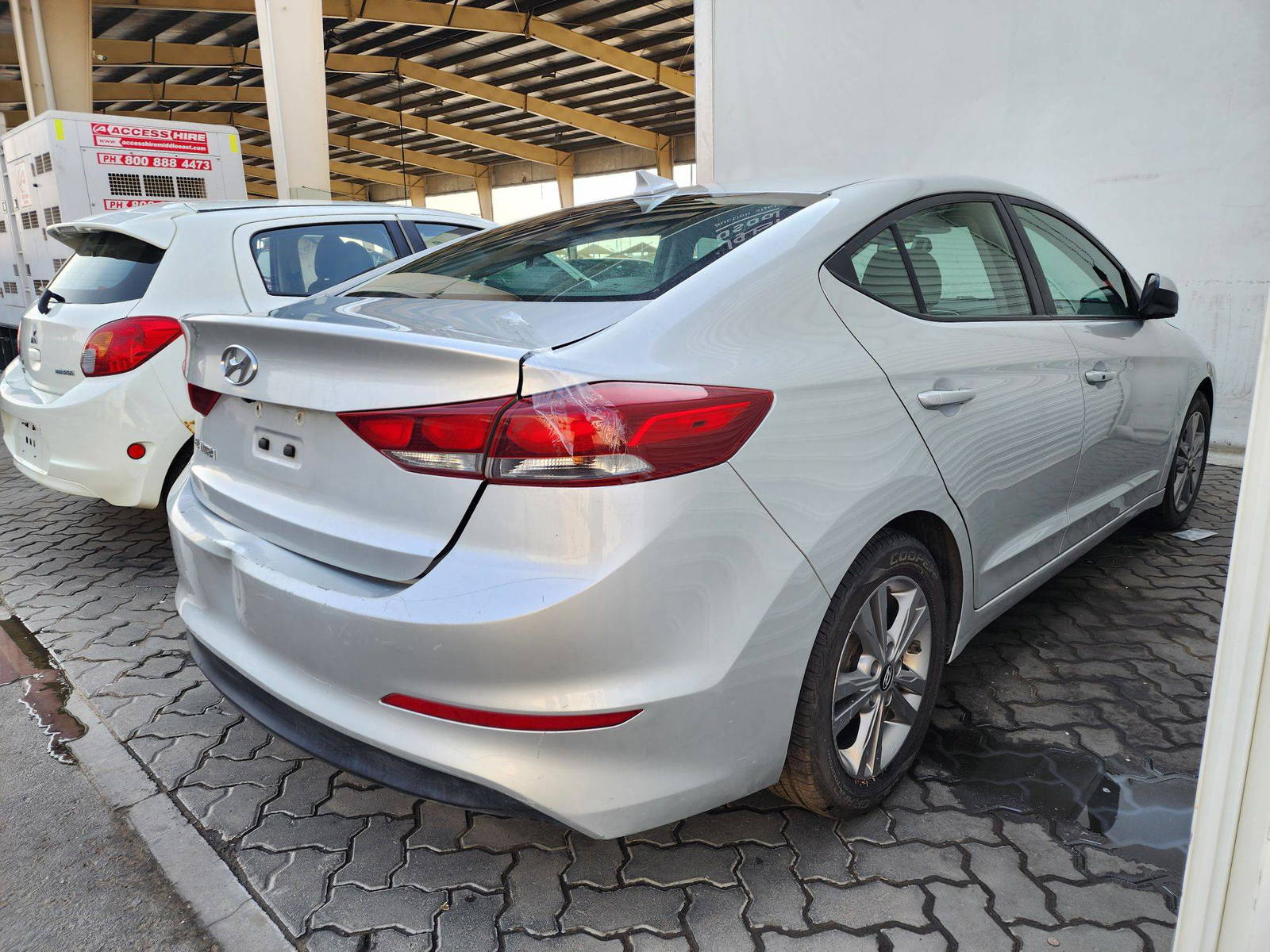 2017 HYUNDAI ELANTRA — 155123 Miles — Lot 28135 — Souq - Marhaba Auctions Used Cars - Image 3