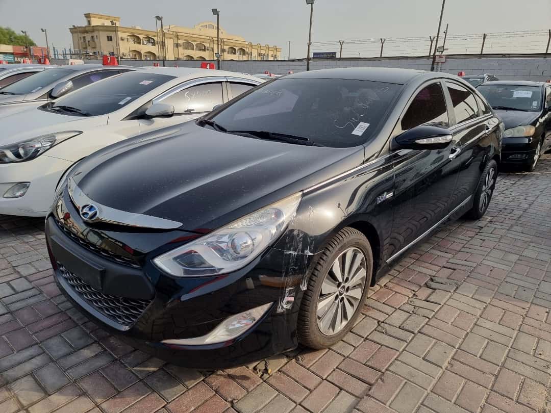 HYUNDAI SONATA