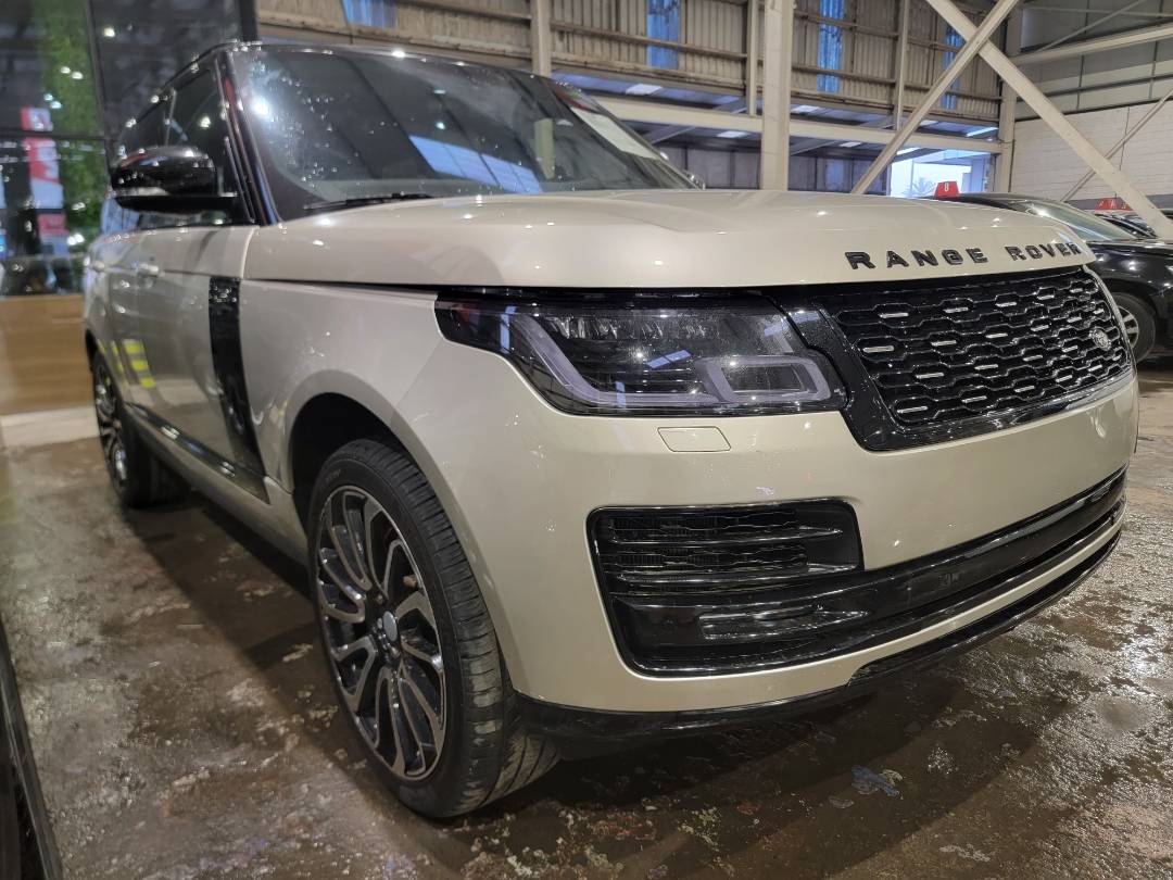 2013 LAND ROVER RANGE ROVER — 128588 Miles — Lot 115412 - Marhaba Auctions Used Cars - Image 8