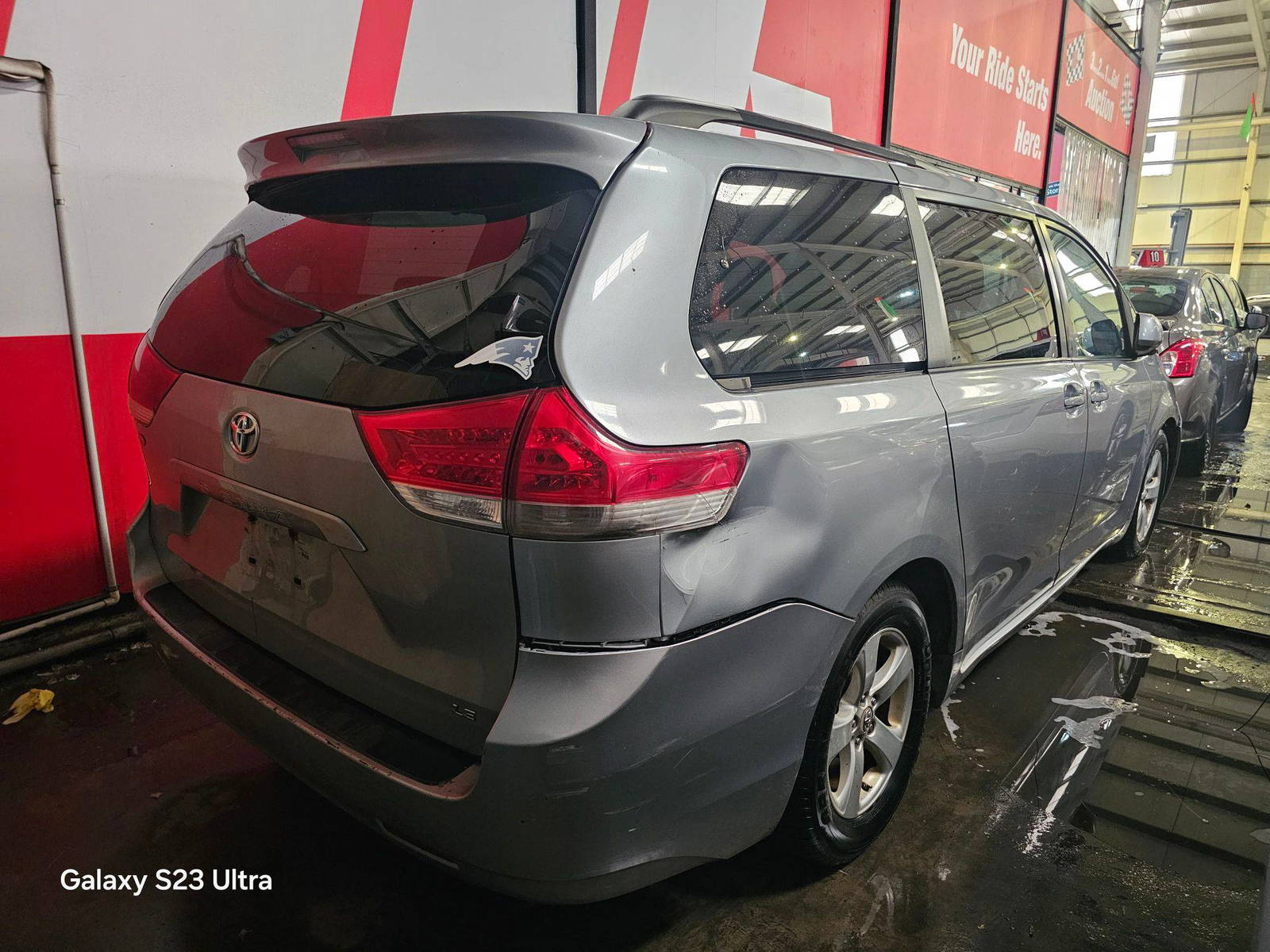 TOYOTA SIENNA 2011 - Marhaba Auction Used Cars - Image 6