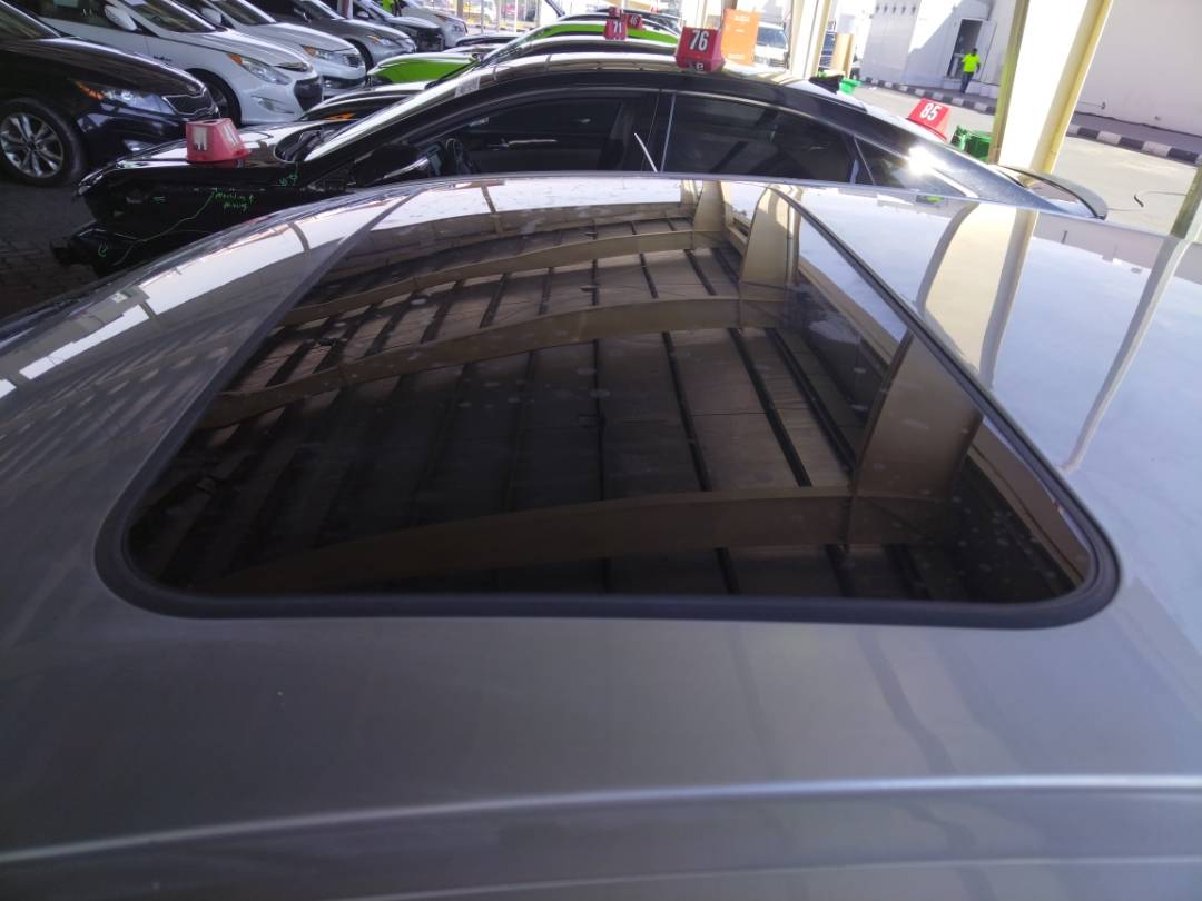 2023 LEXUS ES 300H — 5285 Miles — Lot 73098943 - Marhaba Auctions Used Cars - Image 8