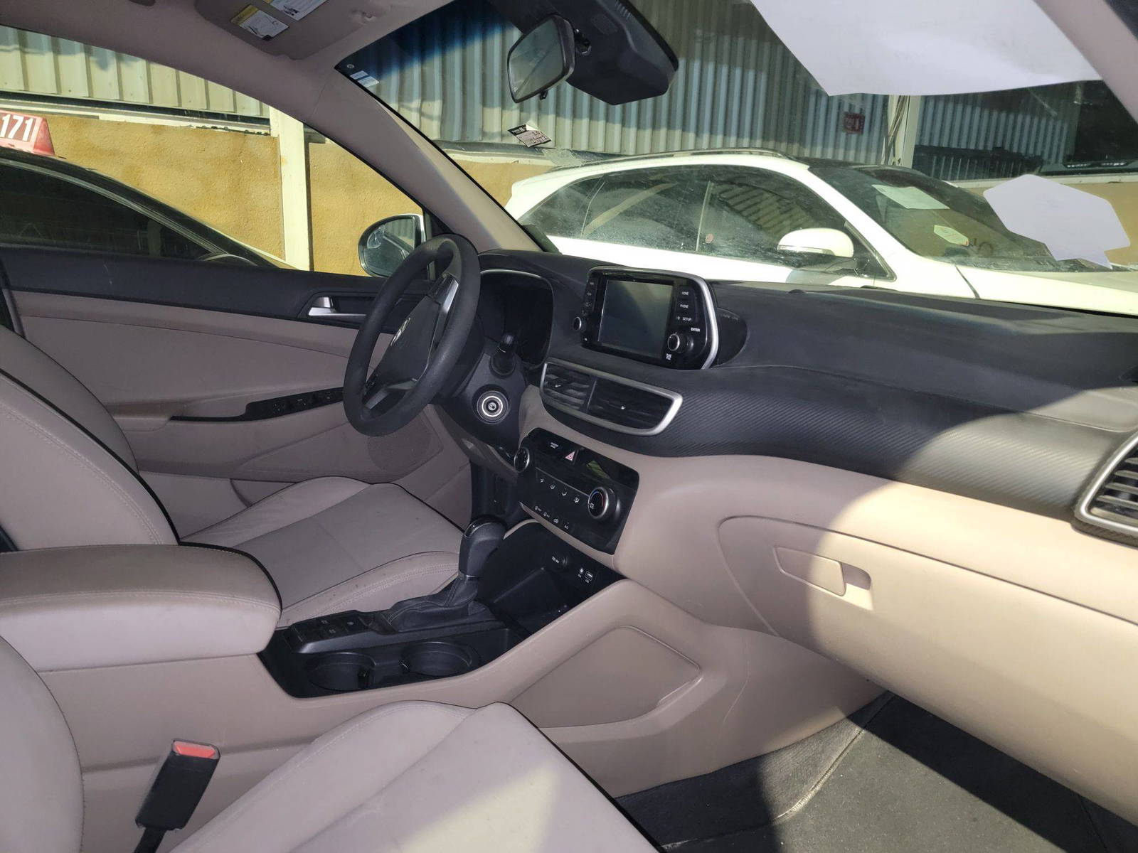 HYUNDAI TUCSON 2019 - Marhaba Auction Used Cars - Image 7