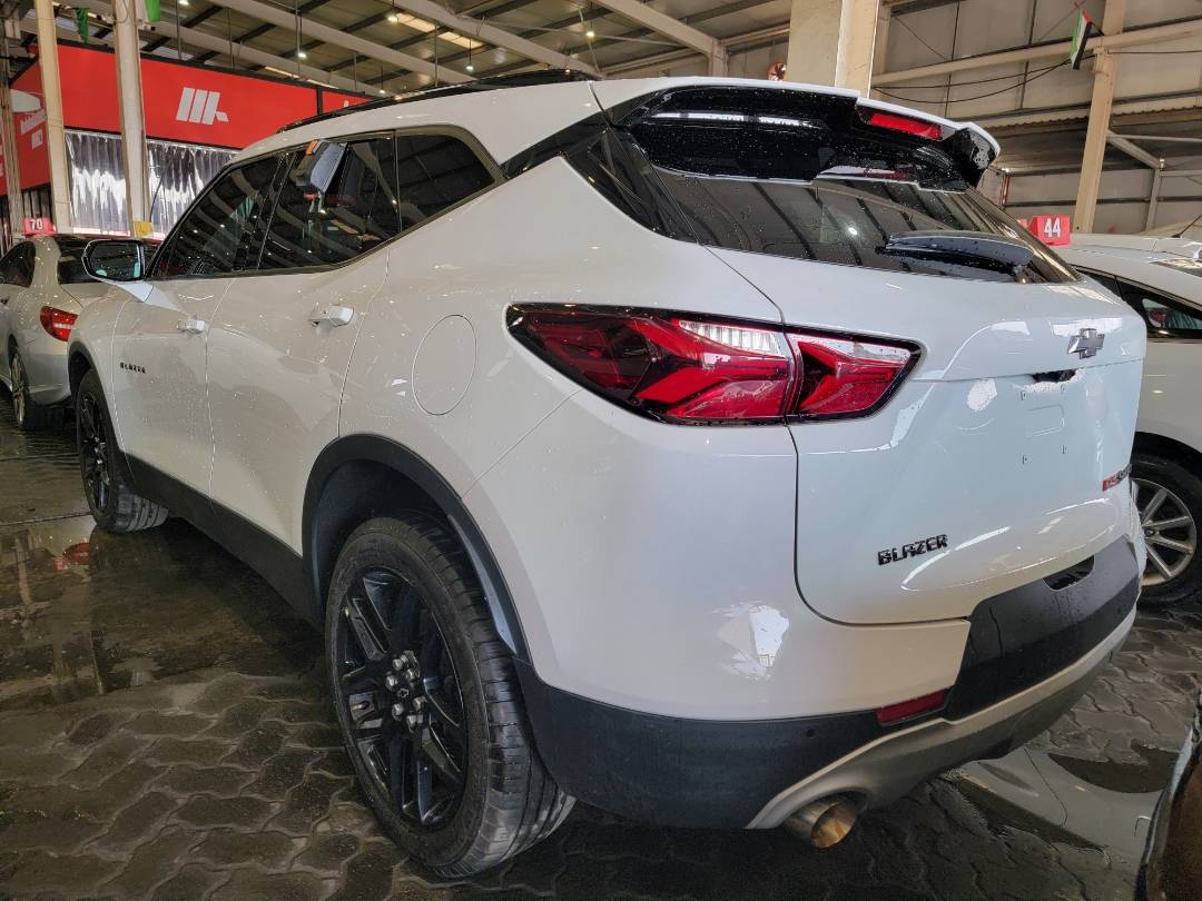 2022 CHEVROLET BLAZER — 127017 Miles — Lot S135906 — Main - Marhaba Auctions Used Cars - Image 3