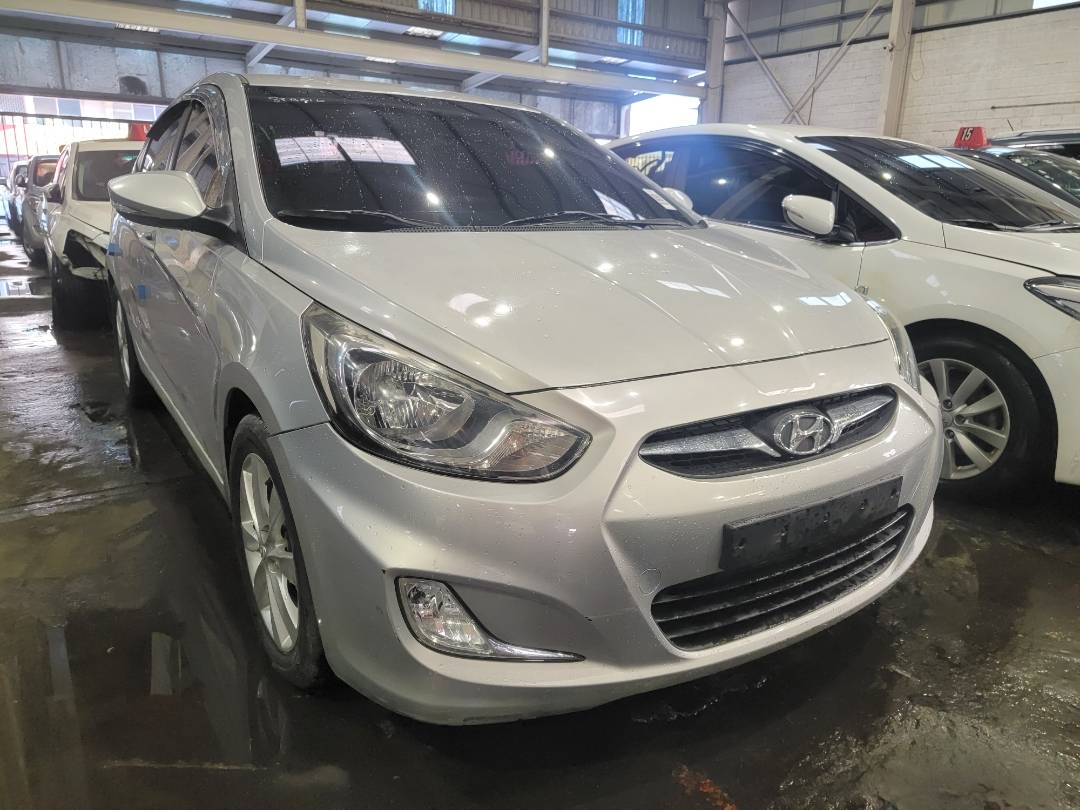 2011 HYUNDAI ACCENT — 147420 KM — Lot 39078 — Ind. 12 - Marhaba Auctions Used Cars - Image 3