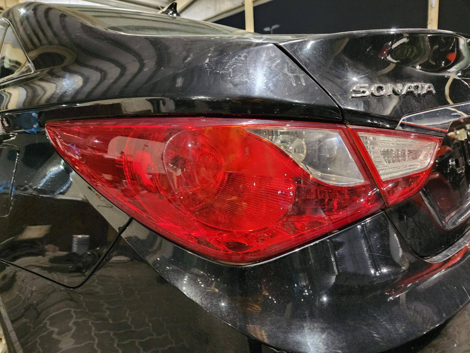 2013 HYUNDAI SONATA — 143438 Miles — Lot 50660604 — Souq - Marhaba Auctions Used Cars - Image 10