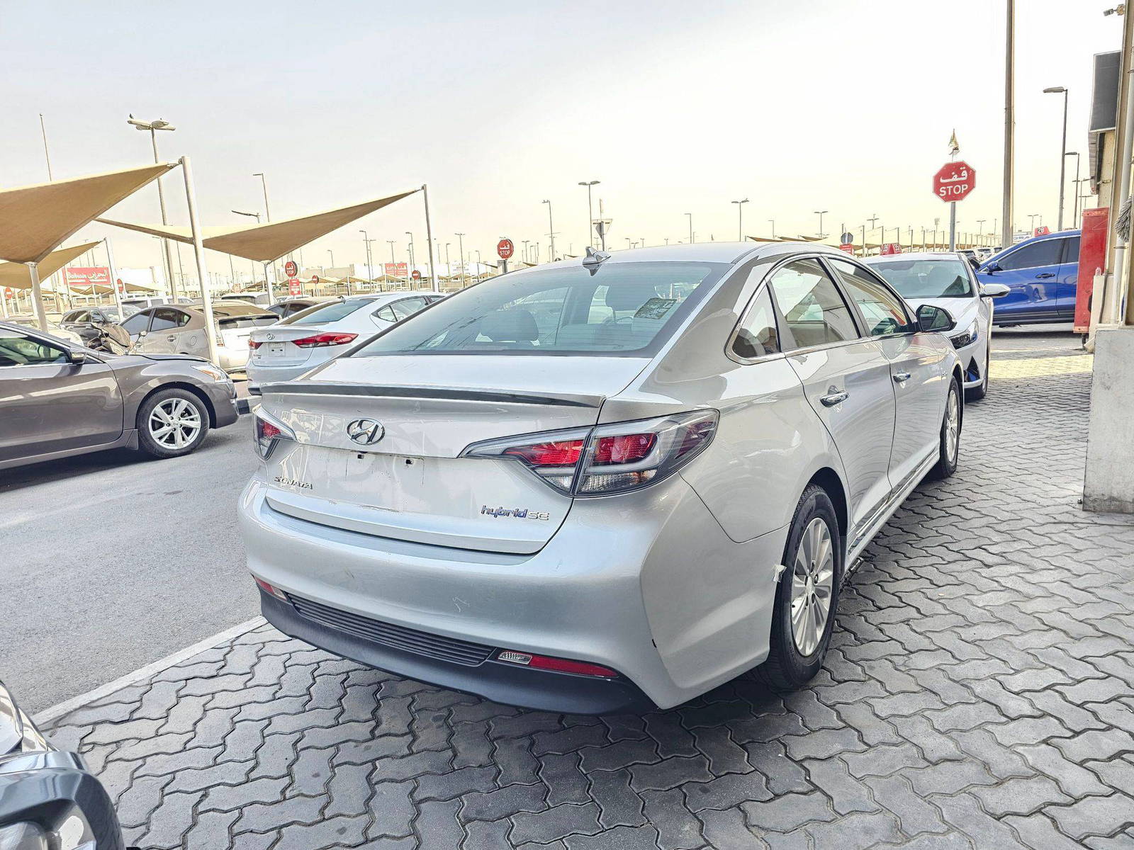2016 HYUNDAI SONATA — 121075 Miles — Lot 1GA016526 — Souq - Marhaba Auctions Used Cars - Image 4