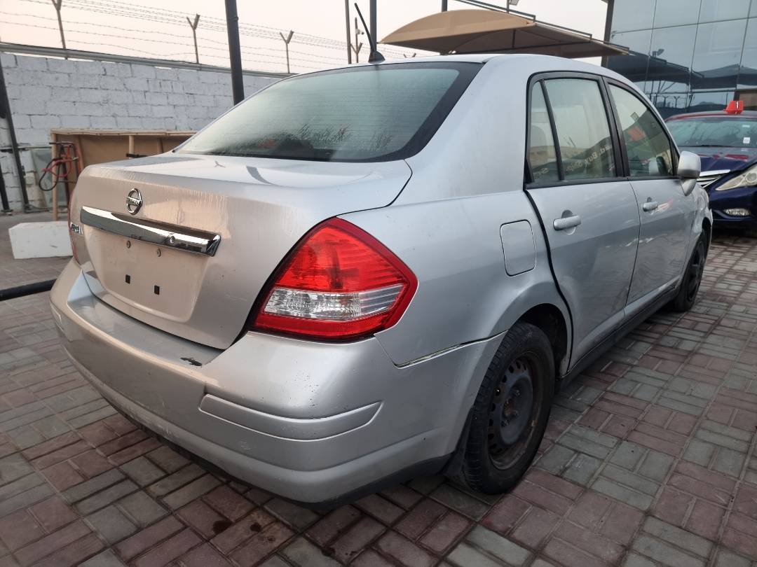 2009 NISSAN VERSA — 196077 Miles — Lot 125487 — Souq - Marhaba Auctions Used Cars - Image 4