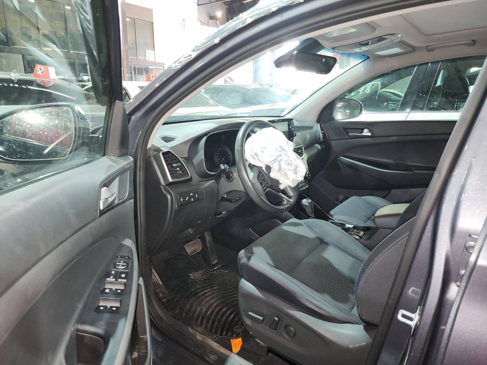 2019 HYUNDAI TUCSON — 91528 KM — Lot 40009514 — Al Quoz - Marhaba Auctions Used Cars - Image 9