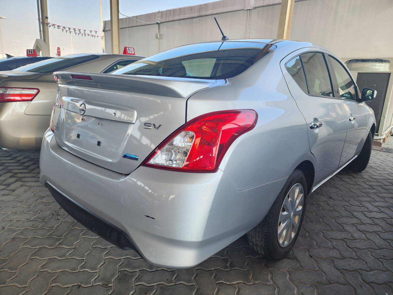 2016 NISSAN VERSA — 123580 Miles — Lot 37142147 - Marhaba Auctions Used Cars - Image 10