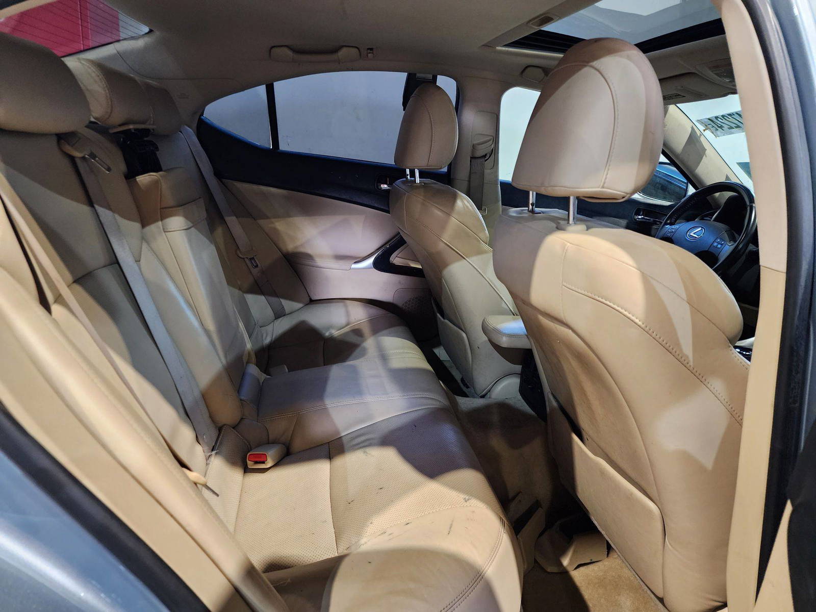 2007 LEXUS IS 250 — 164413 Miles — Lot 54947224 — Al Quoz - Marhaba Auctions Used Cars - Image 7
