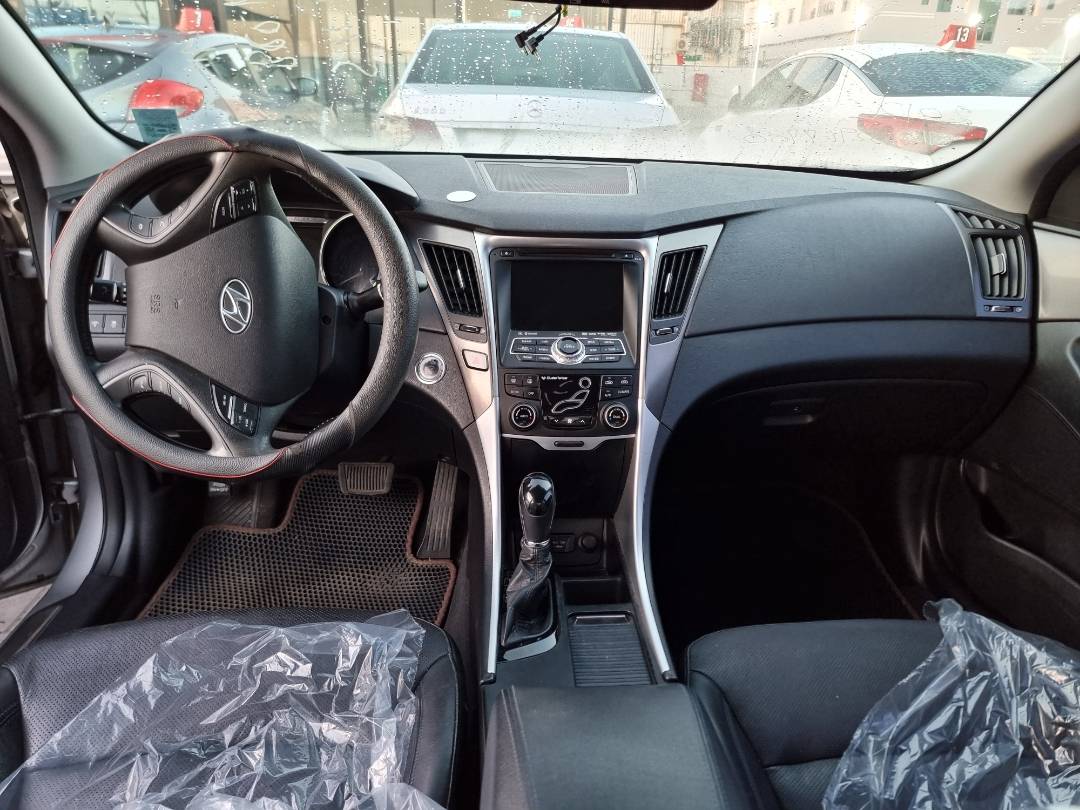 2012 HYUNDAI SONATA — 92518 KM — Lot 125487 — Ind. 12 - Marhaba Auctions Used Cars - Image 8