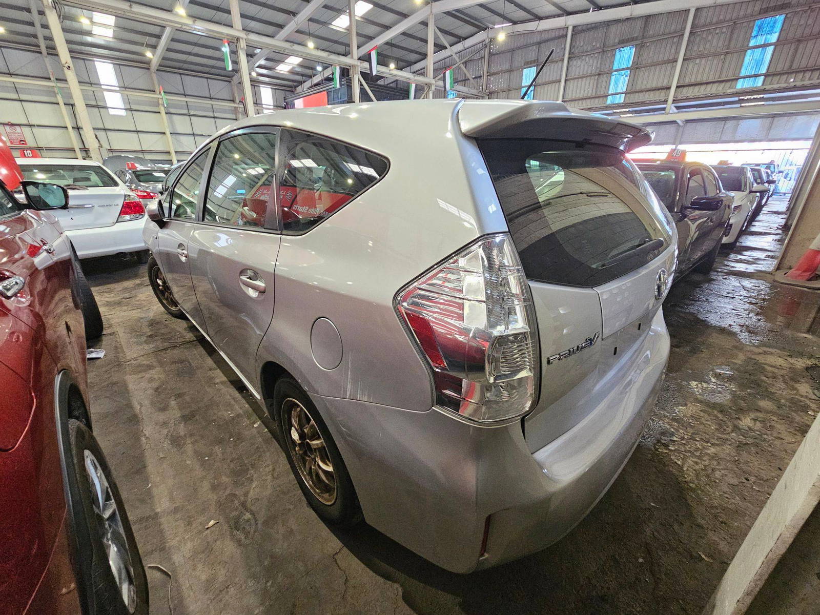 2012 TOYOTA PRIUS V — 160983 Miles — Lot C3169497 — Main - Marhaba Auctions Used Cars - Image 5