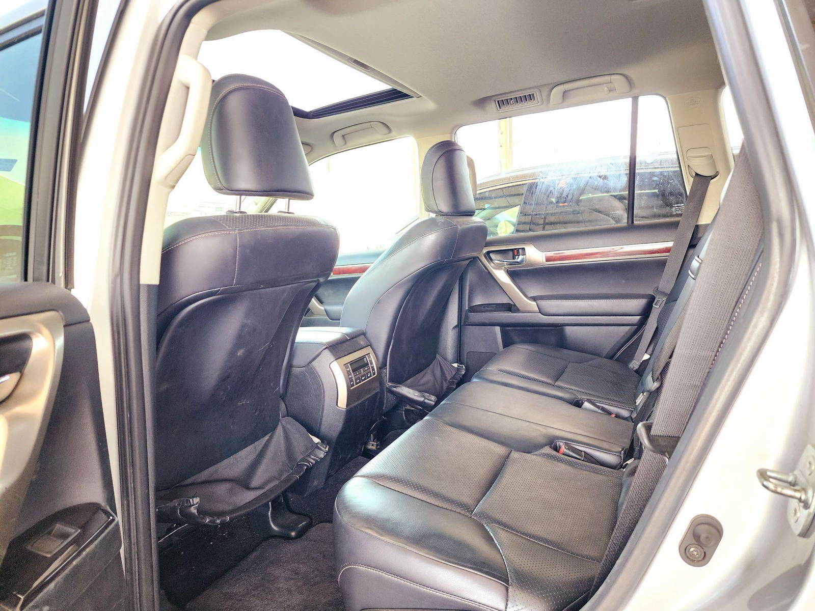 2010 LEXUS GX 460 — 213868 Miles — Lot 009753 — Main - Marhaba Auctions Used Cars - Image 6