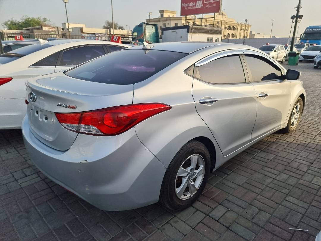 2012 HYUNDAI AVANTE — 123593 KM — Lot 215487 — Ind. 12 - Marhaba Auctions Used Cars - Image 4
