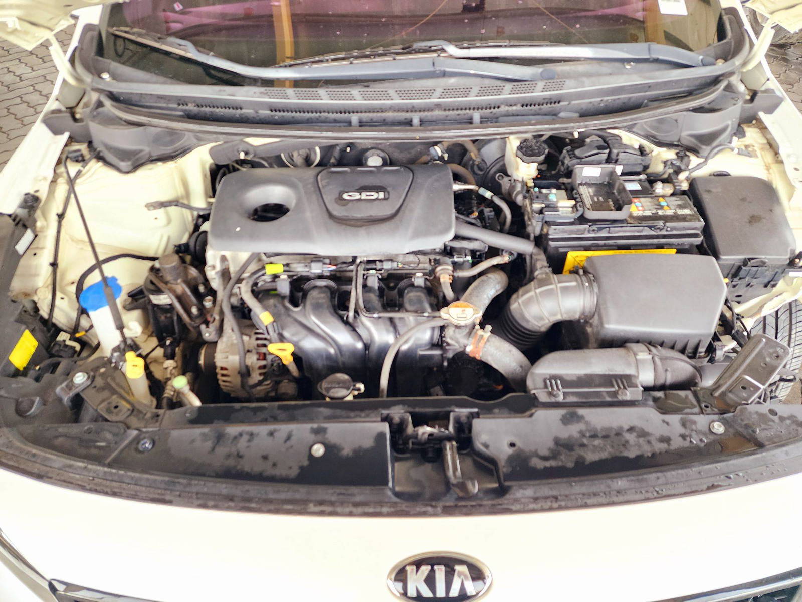 2016 KIA K3 — 85066 KM — Lot 598689 — Souq - Marhaba Auctions Used Cars - Image 12