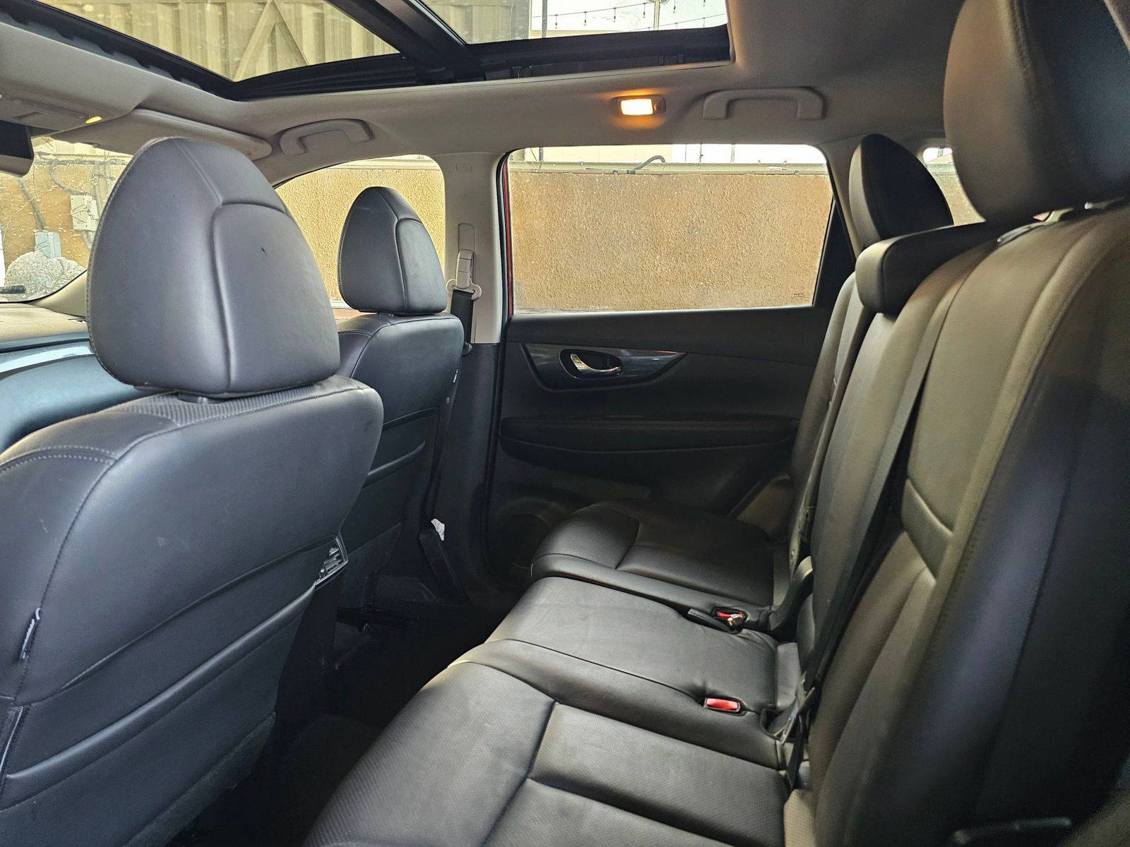NISSAN ROGUE 2015 - Marhaba Auction Used Cars - Image 8