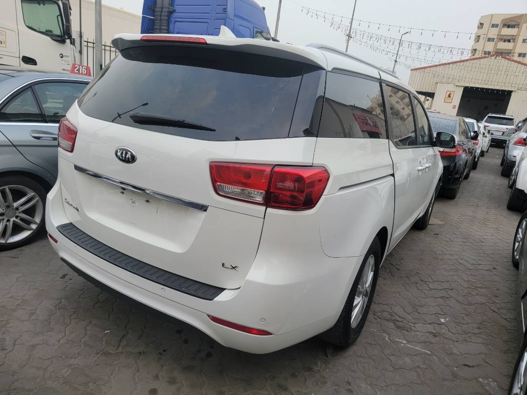 2017 KIA SEDONA — 145793 Miles — Lot H6268112 — Main - Marhaba Auctions Used Cars - Image 6