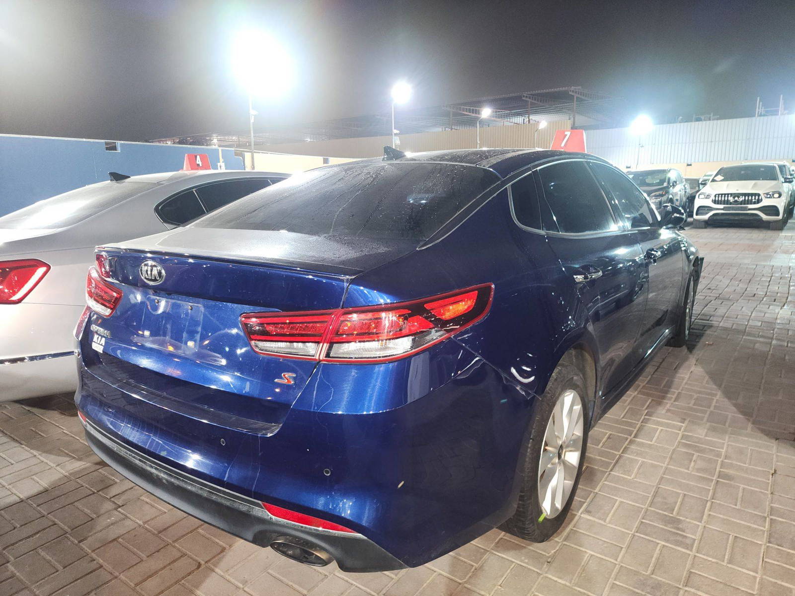 2018 KIA OPTIMA — 137229 Miles — Lot 98004615 — Souq - Marhaba Auctions Used Cars - Image 3