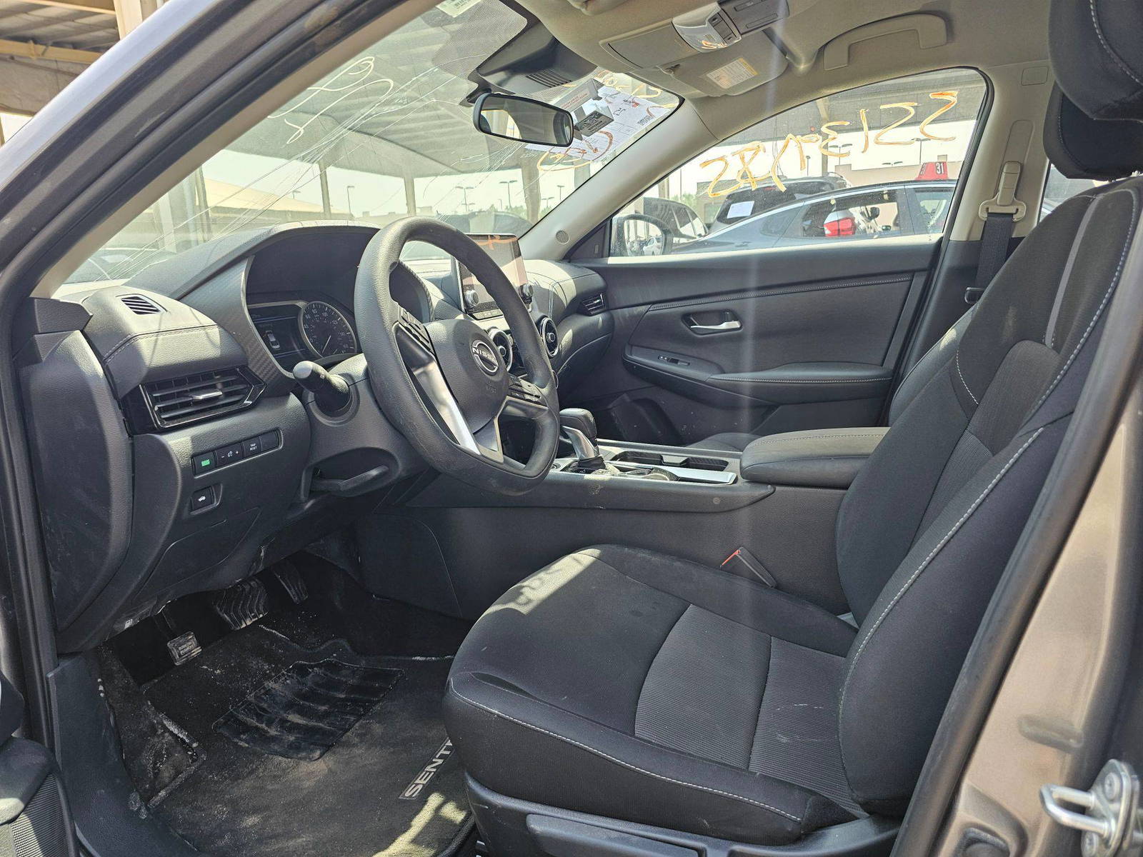 2025 NISSAN SENTRA — 1233 Miles — Lot SY283001 — Souq - Marhaba Auctions Used Cars - Image 5