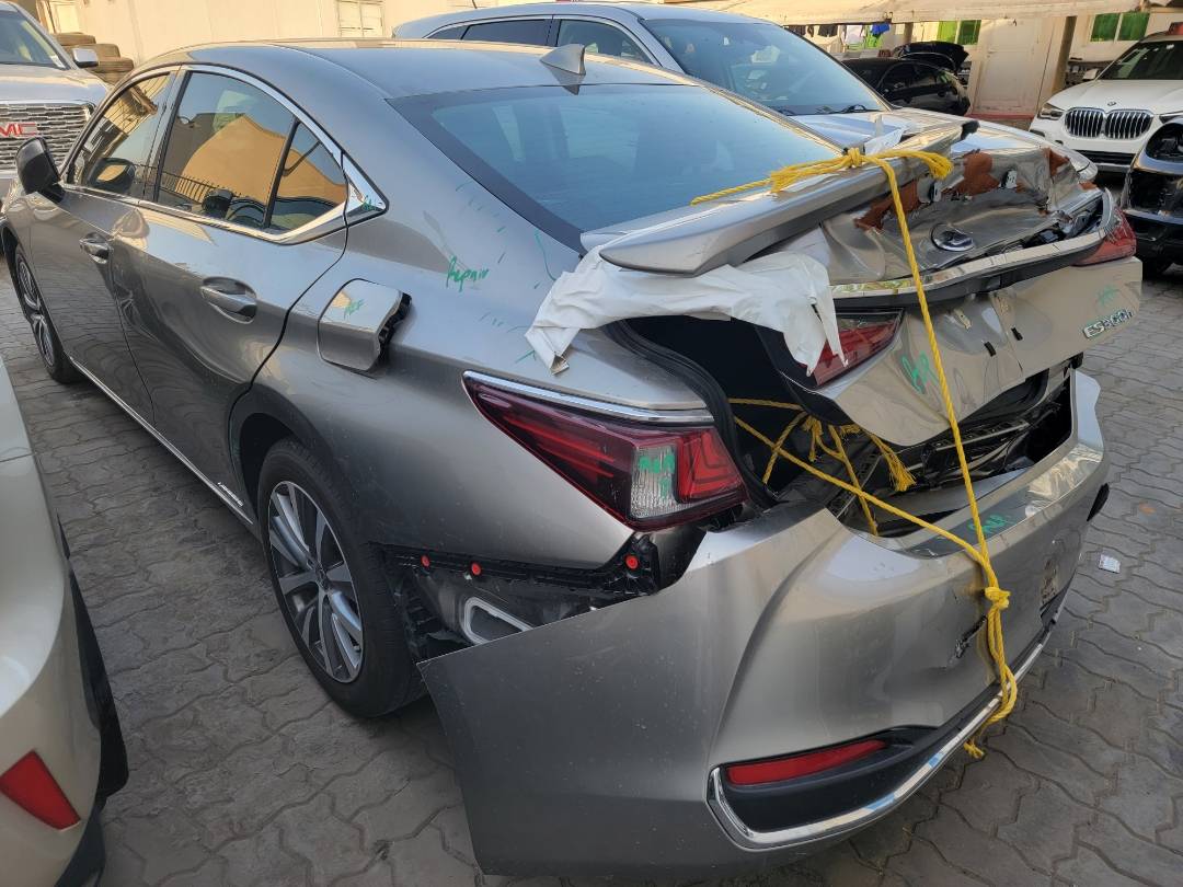 2019 LEXUS ES 300H — 33521 Miles — Lot 1B13KU001514 — Main - Marhaba Auctions Used Cars - Image 5