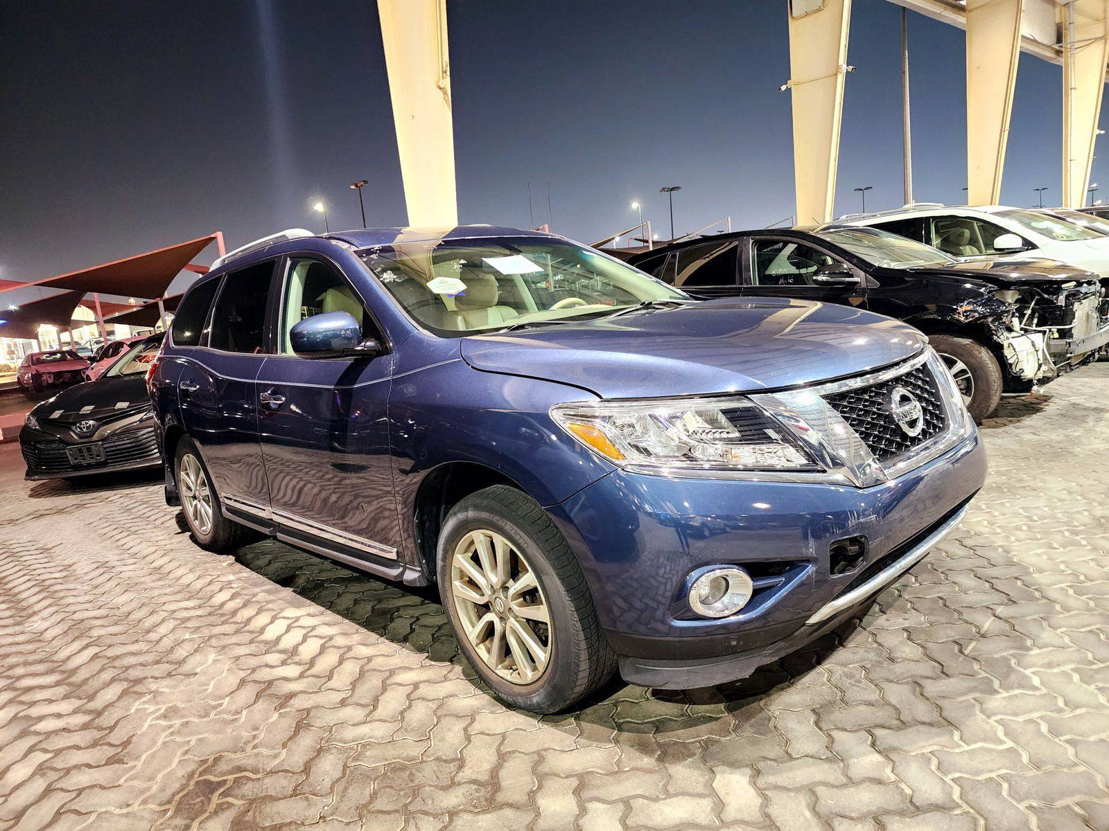2013 NISSAN PATHFINDER — 147429 Miles — Lot C607664 — Souq - Marhaba Auctions Used Cars - Image 4