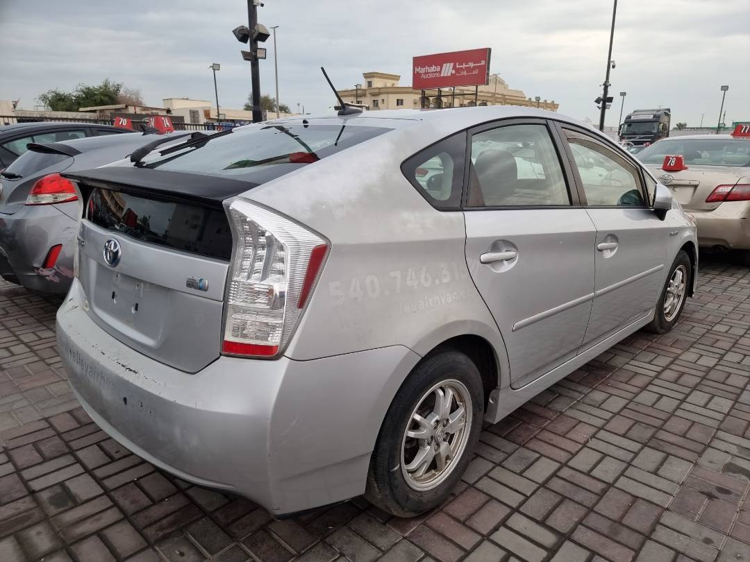 2010 TOYOTA PRIUS — 231241 Miles — Lot 215478 — Ind. 12 - Marhaba Auctions Used Cars - Image 4