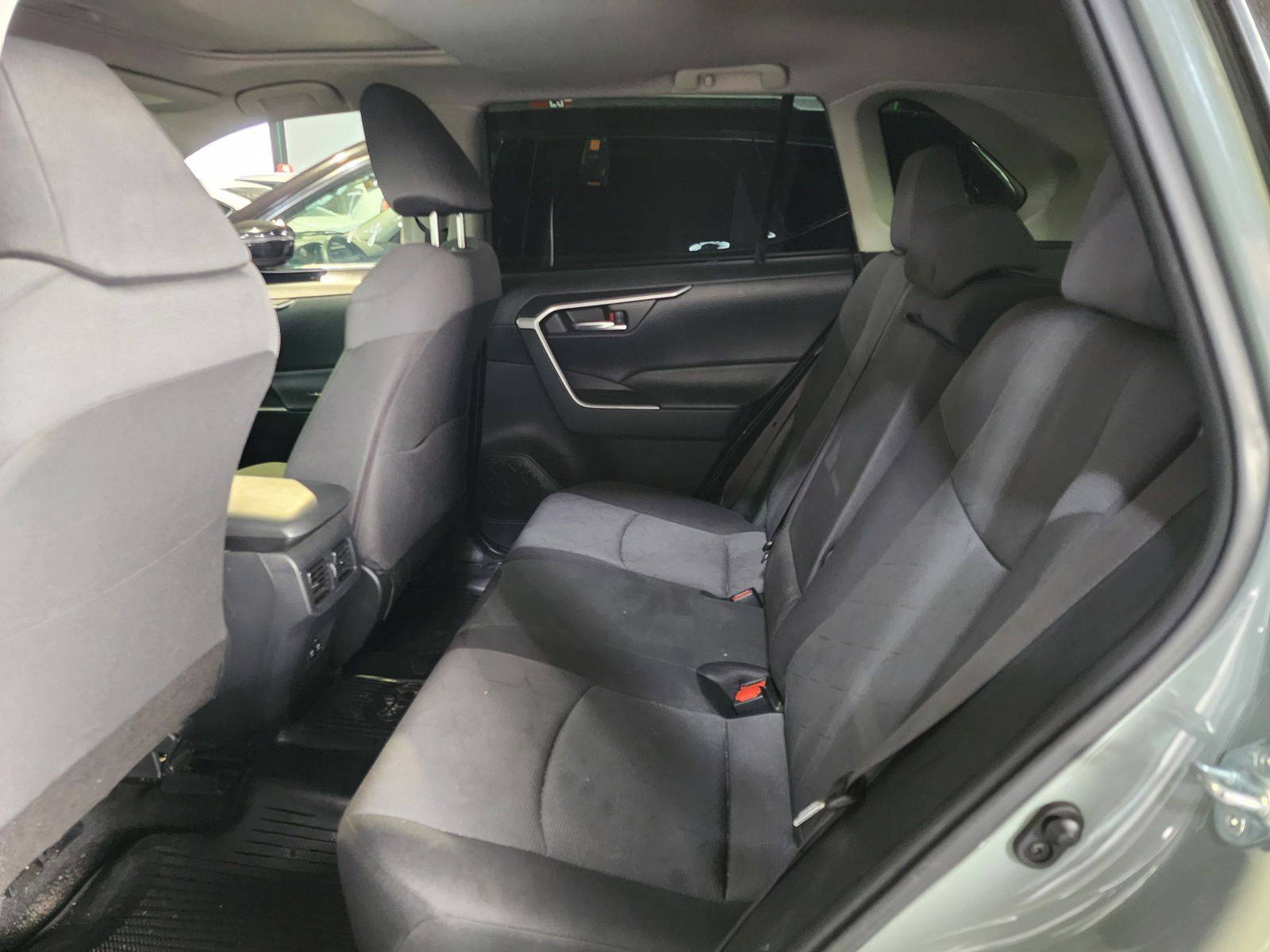 2019 TOYOTA RAV4 — 131226 Miles — Lot 40292198 — Al Quoz - Marhaba Auctions Used Cars - Image 7
