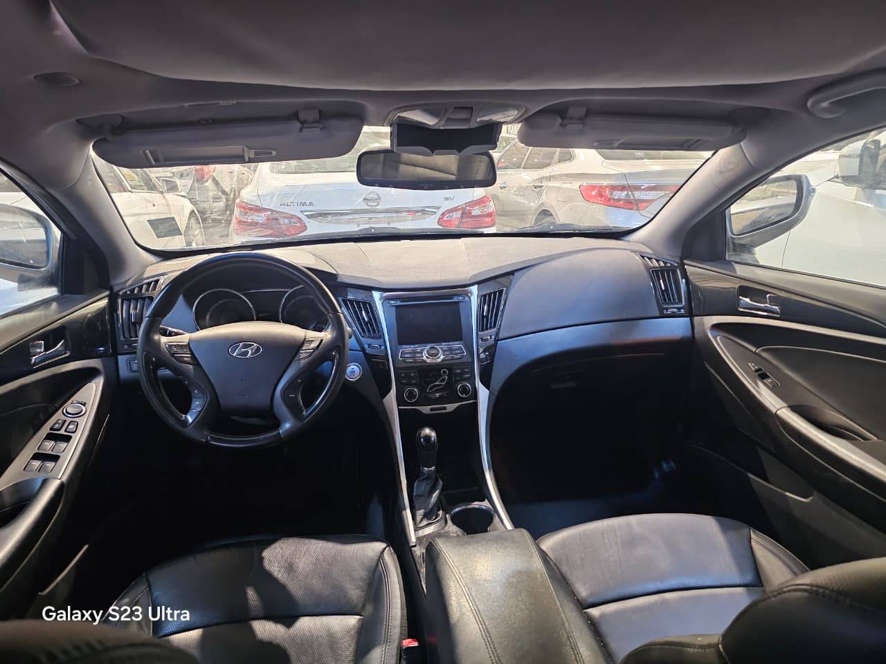 HYUNDAI SONATA 2013 - Marhaba Auction Used Cars - Image 8