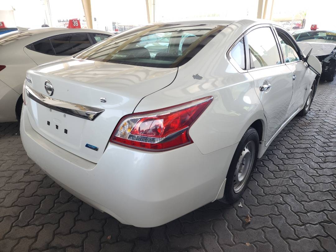2013 NISSAN ALTIMA — 210789 Miles — Lot 79970663 - Marhaba Auctions Used Cars - Image 10