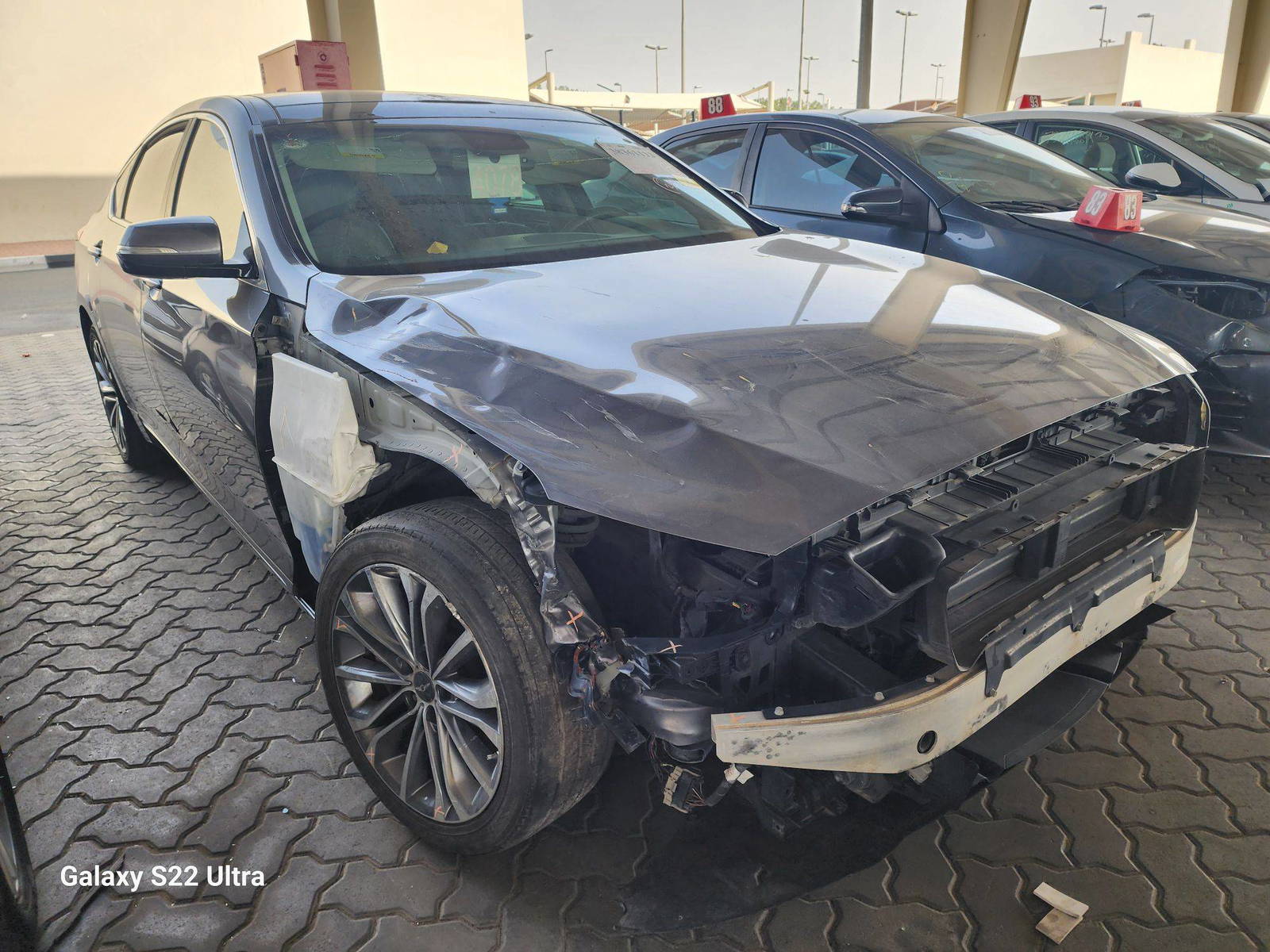 2015 HYUNDAI GENESIS — 131725 Miles — Lot 38361133 - Marhaba Auctions Used Cars - Image 10