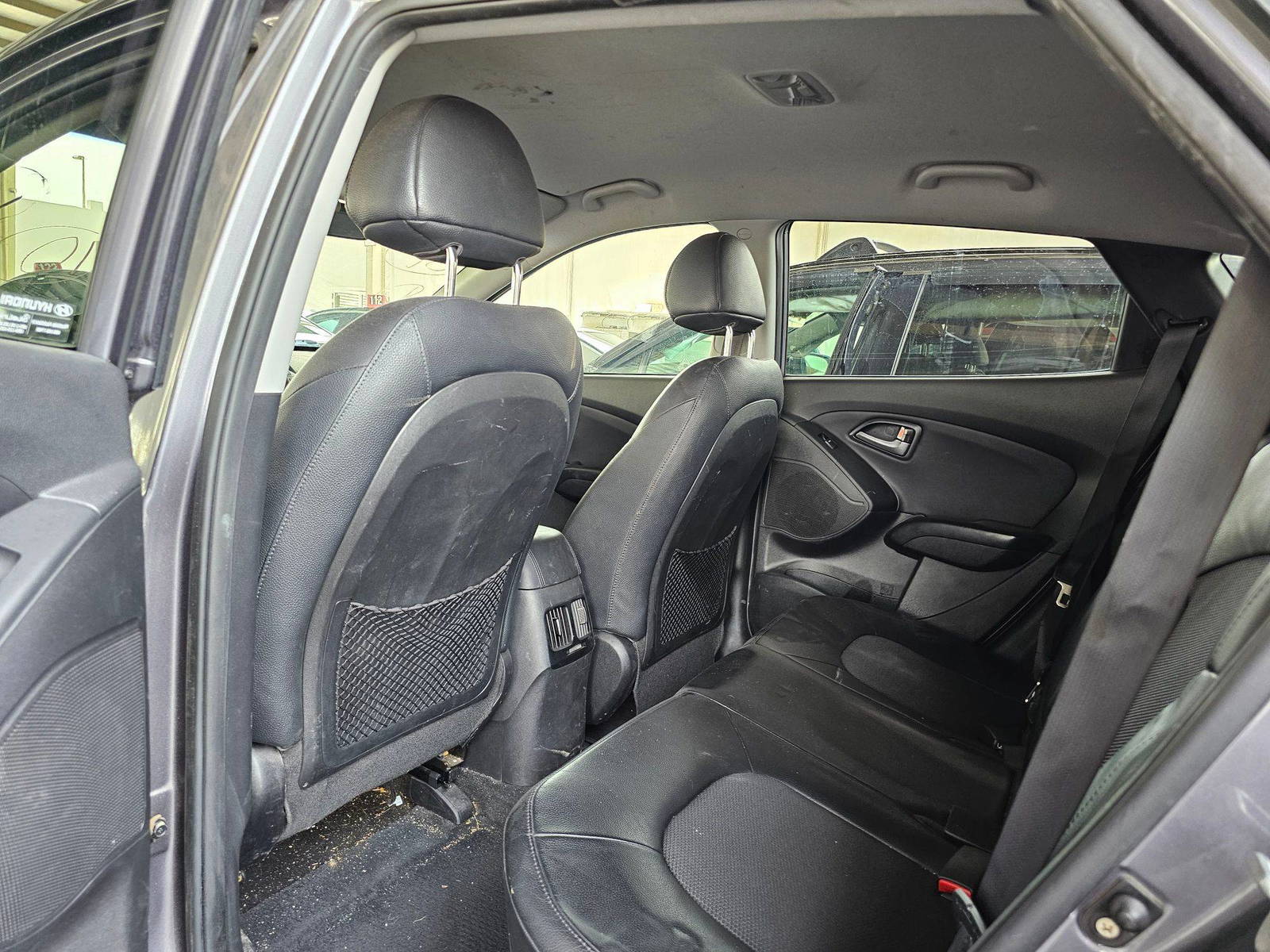 2015 HYUNDAI TUCSON — 177314 Miles — Lot G0FU999674 — Souq - Marhaba Auctions Used Cars - Image 6