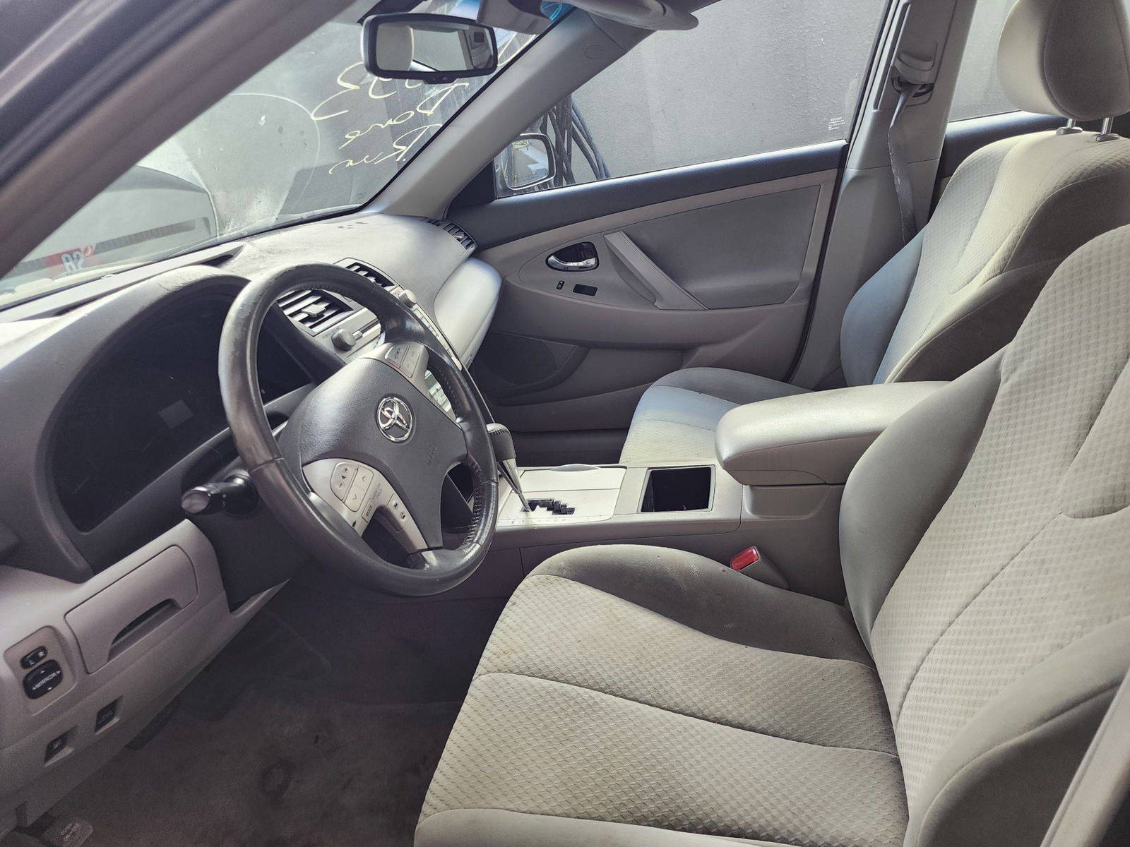 2009 TOYOTA CAMRY — 204044 Miles — Lot 79702354 — Al Quoz - Marhaba Auctions Used Cars - Image 9