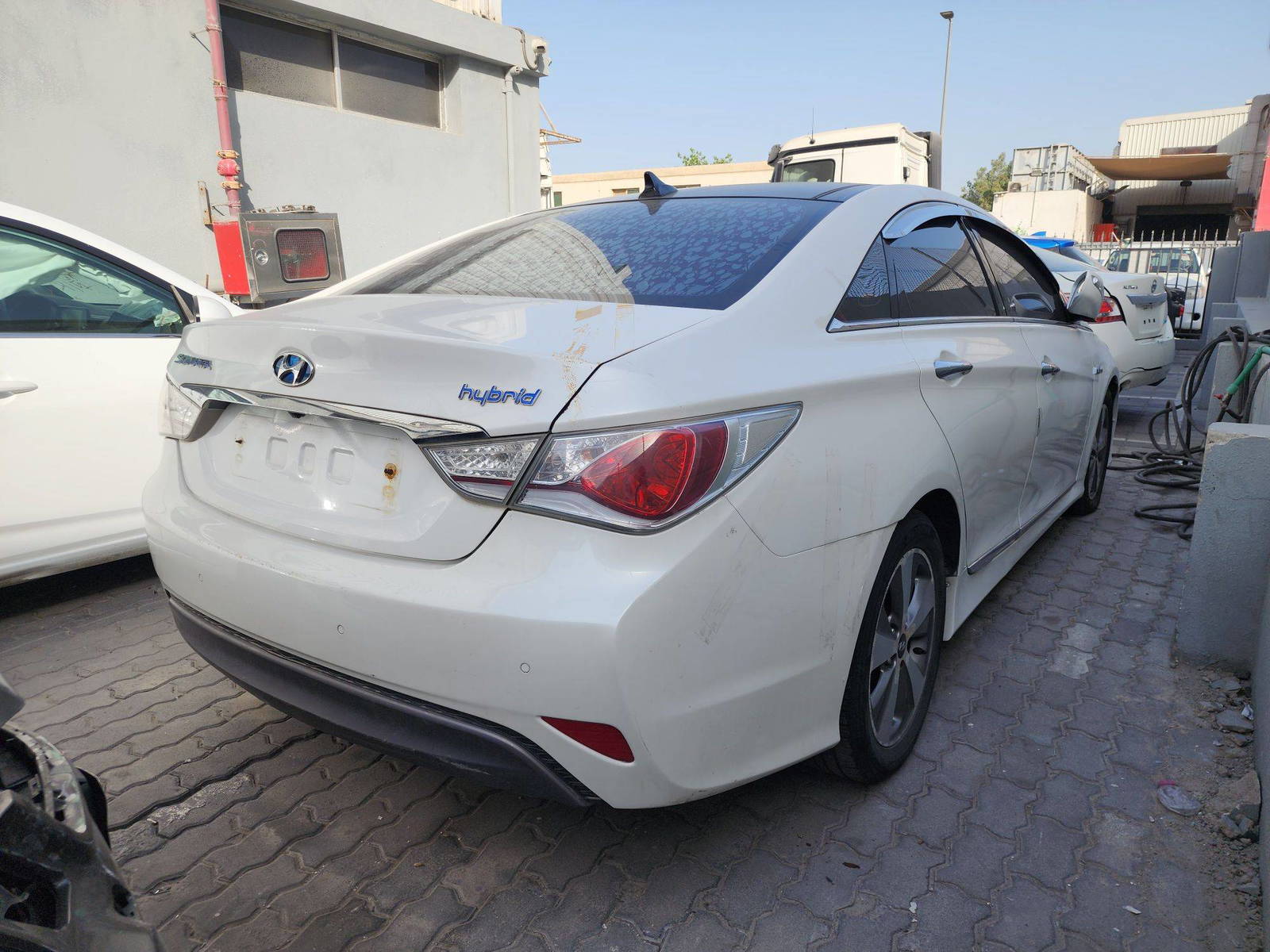 2012 HYUNDAI SONATA — 240543 KM — Lot 038510 — Souq - Marhaba Auctions Used Cars - Image 5