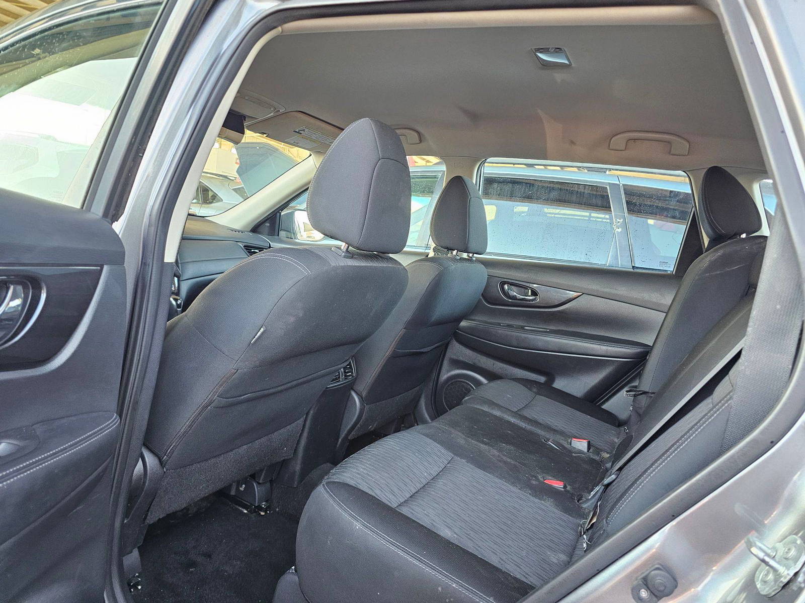 2018 NISSAN ROGUE — 118261 Miles — Lot 69479095 — Souq - Marhaba Auctions Used Cars - Image 5