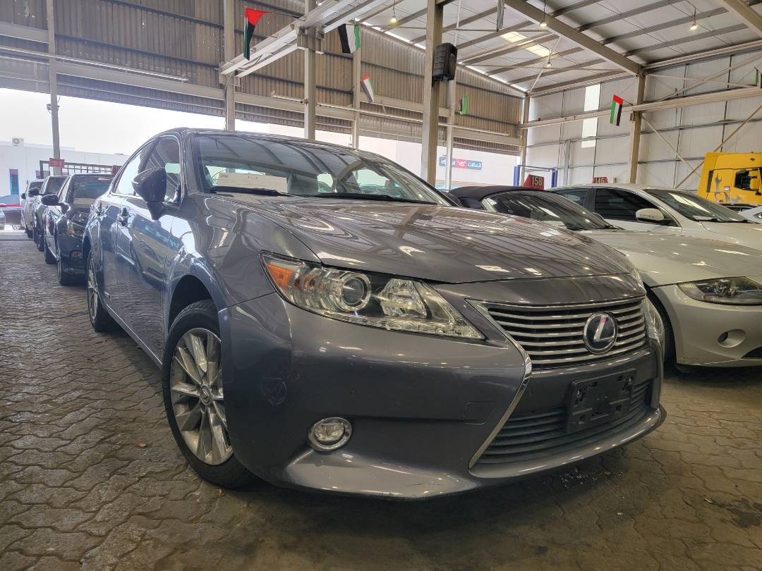 2014 LEXUS ES 300H — 174221 Miles — Lot 43631884 — Main - Marhaba Auctions Used Cars - Image 3