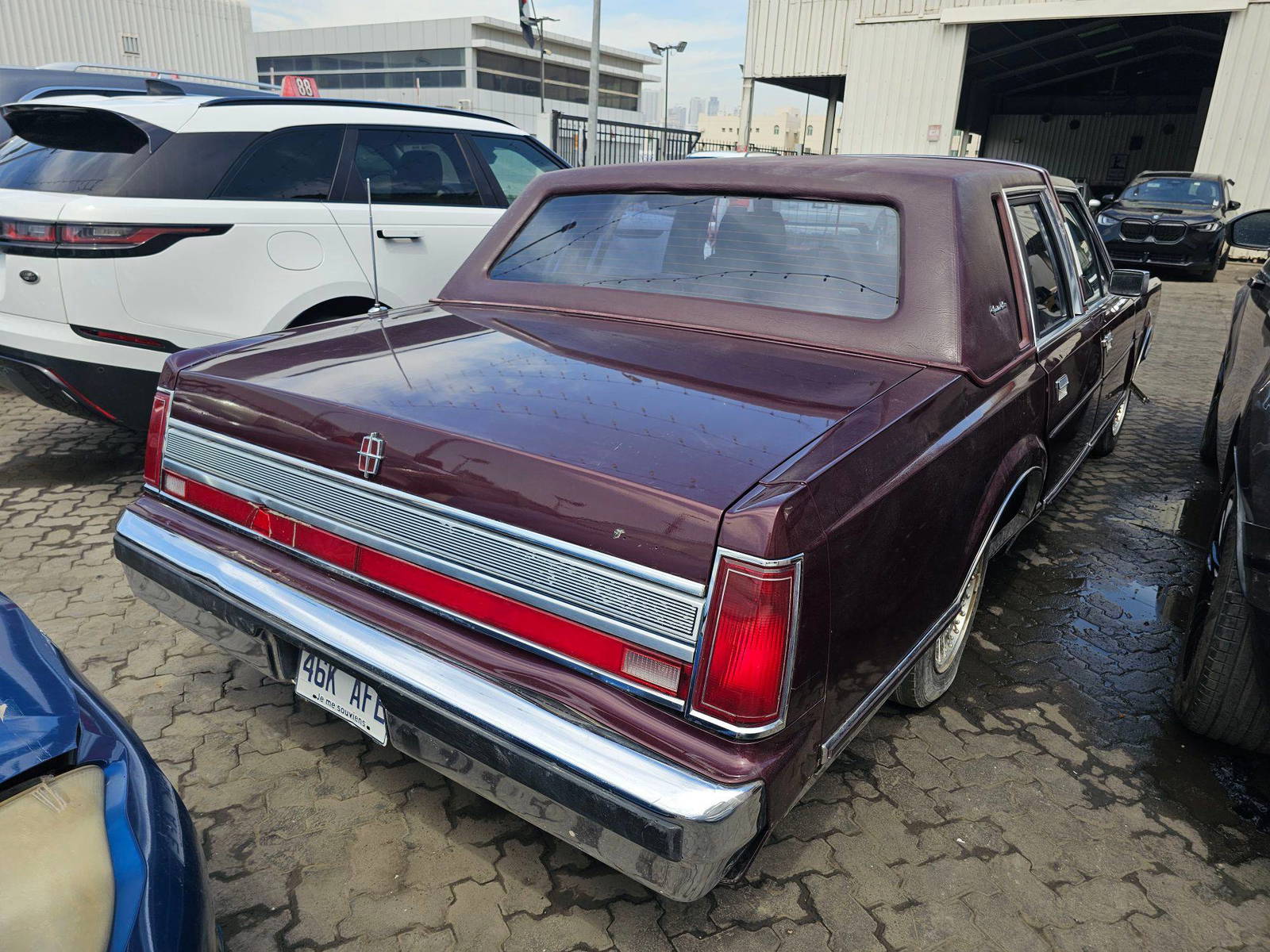 LINCOLN TOWN 1988 - Marhaba Auction Used Cars - Image 6
