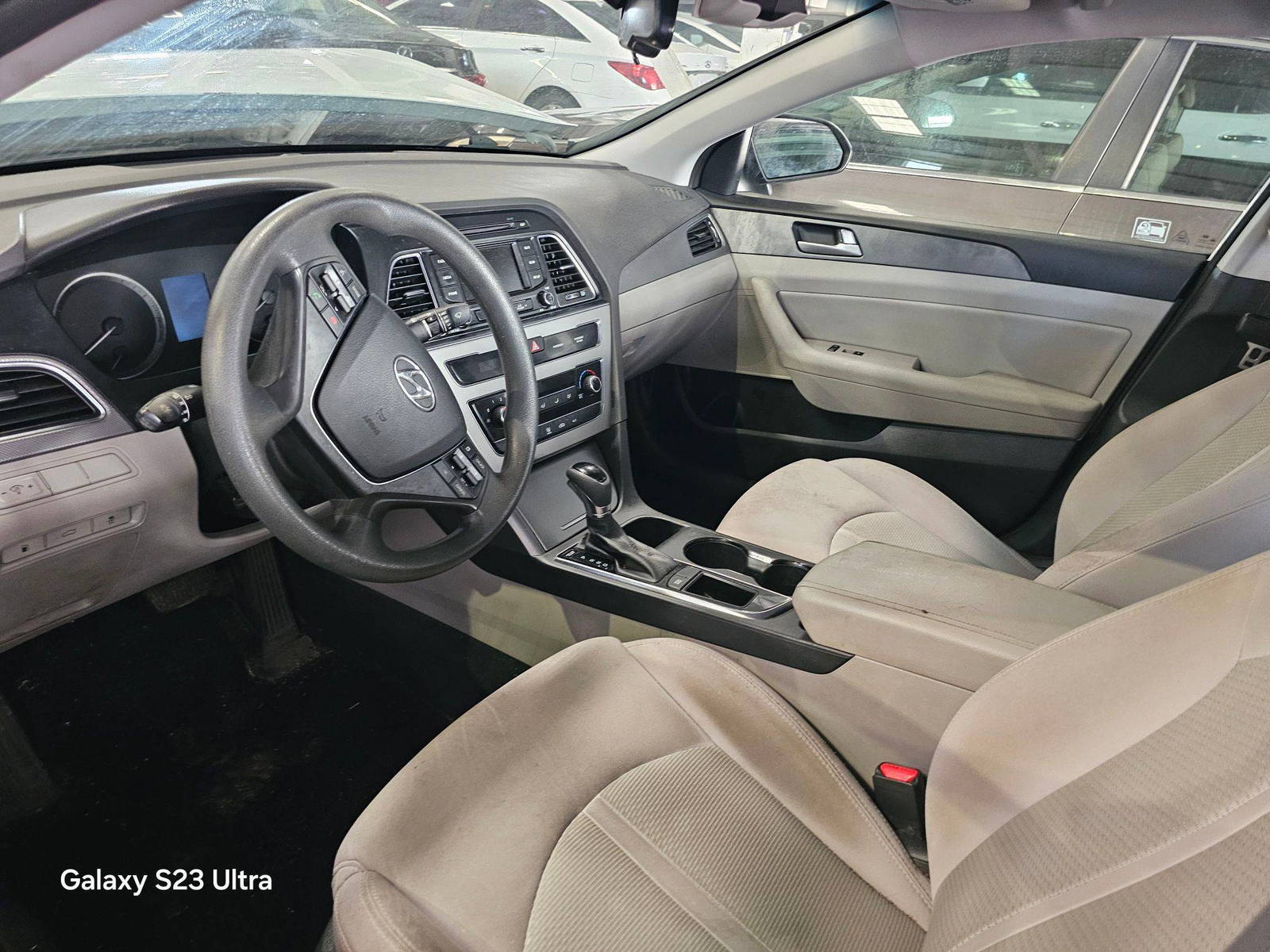 2015 HYUNDAI SONATA — 133423 Miles — Lot 43615156 — Souq - Marhaba Auctions Used Cars - Image 8